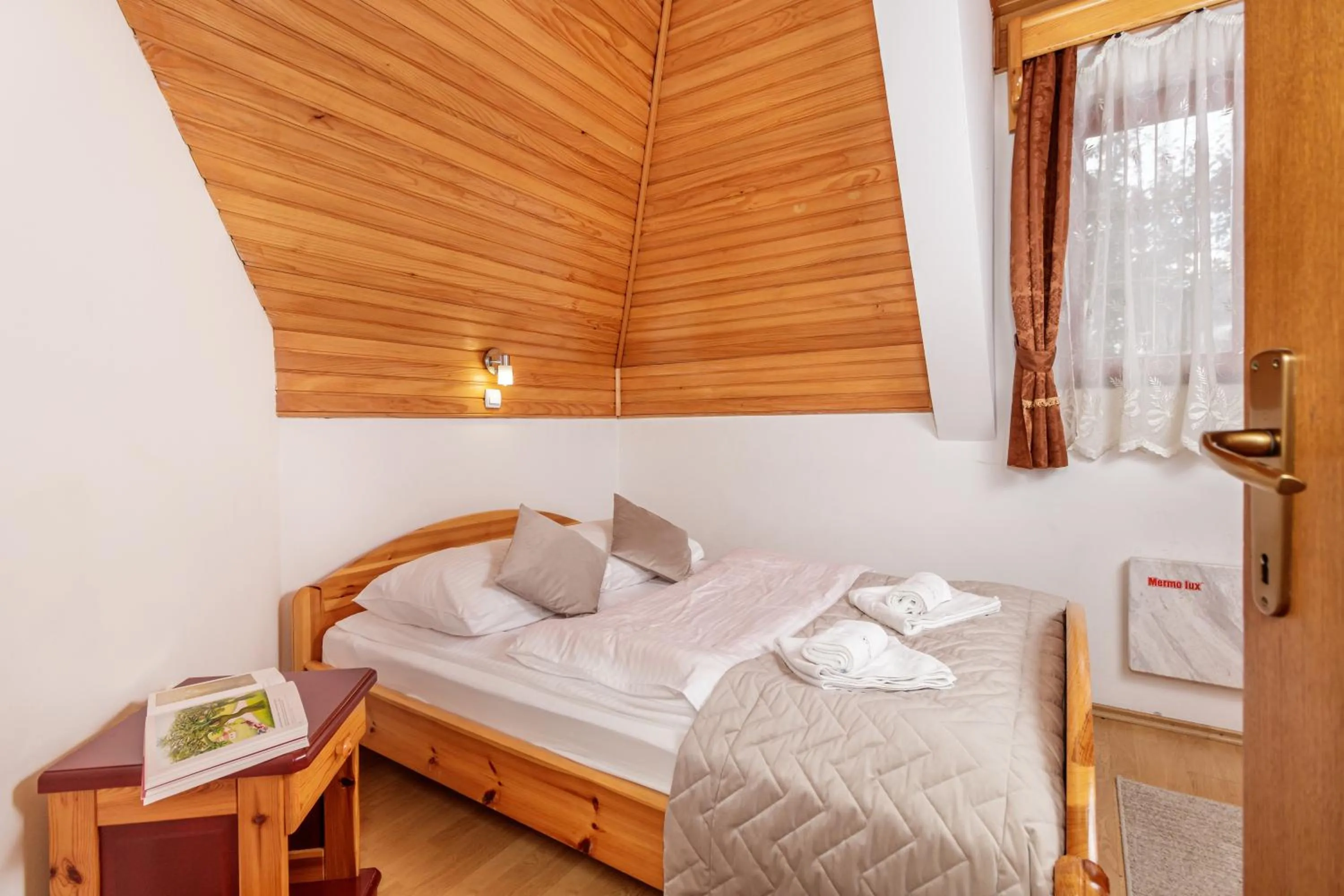 Bed in KRALjEVI KONACI ZLATIBOR