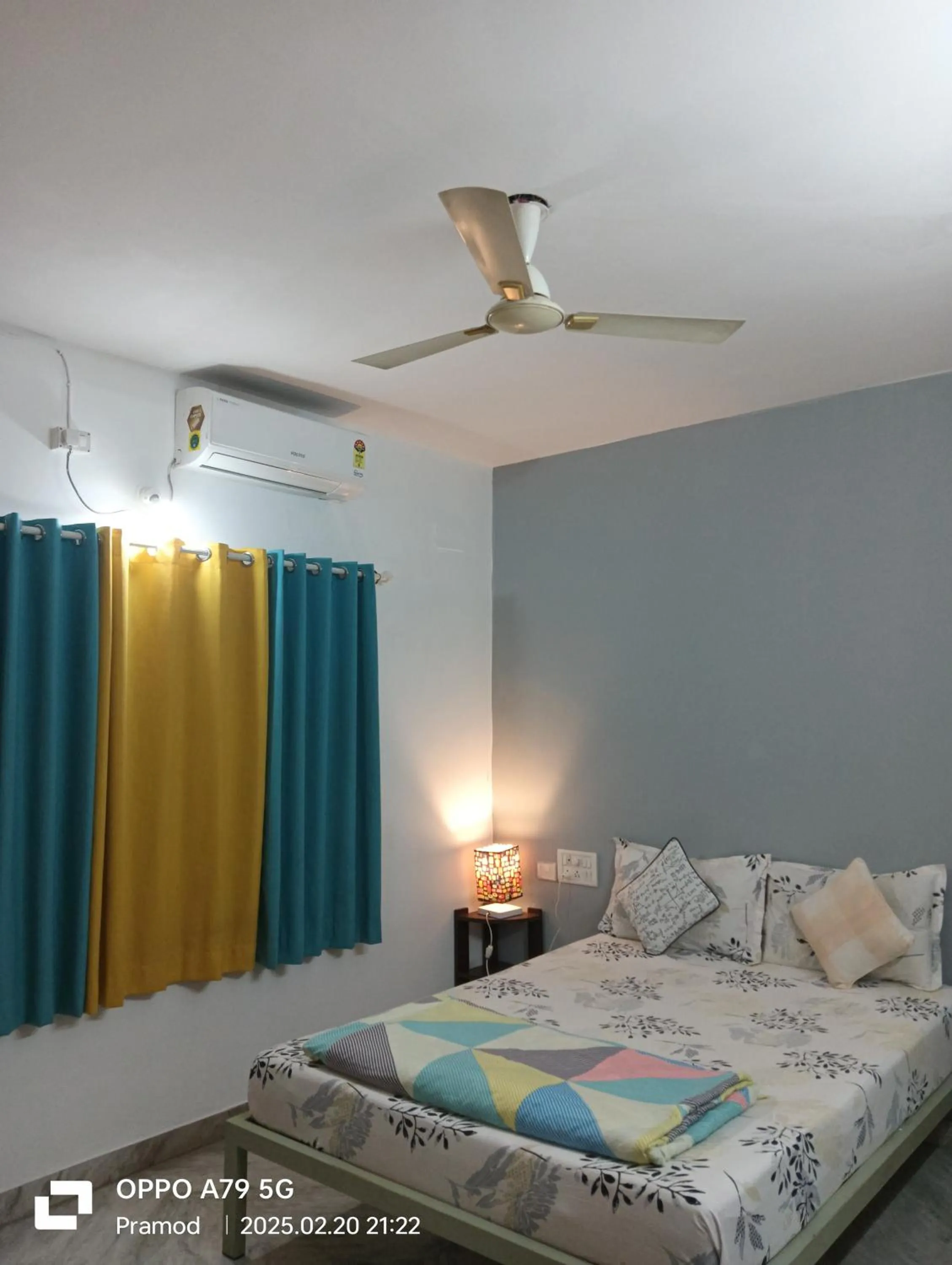 Bed in The Hood Hostel