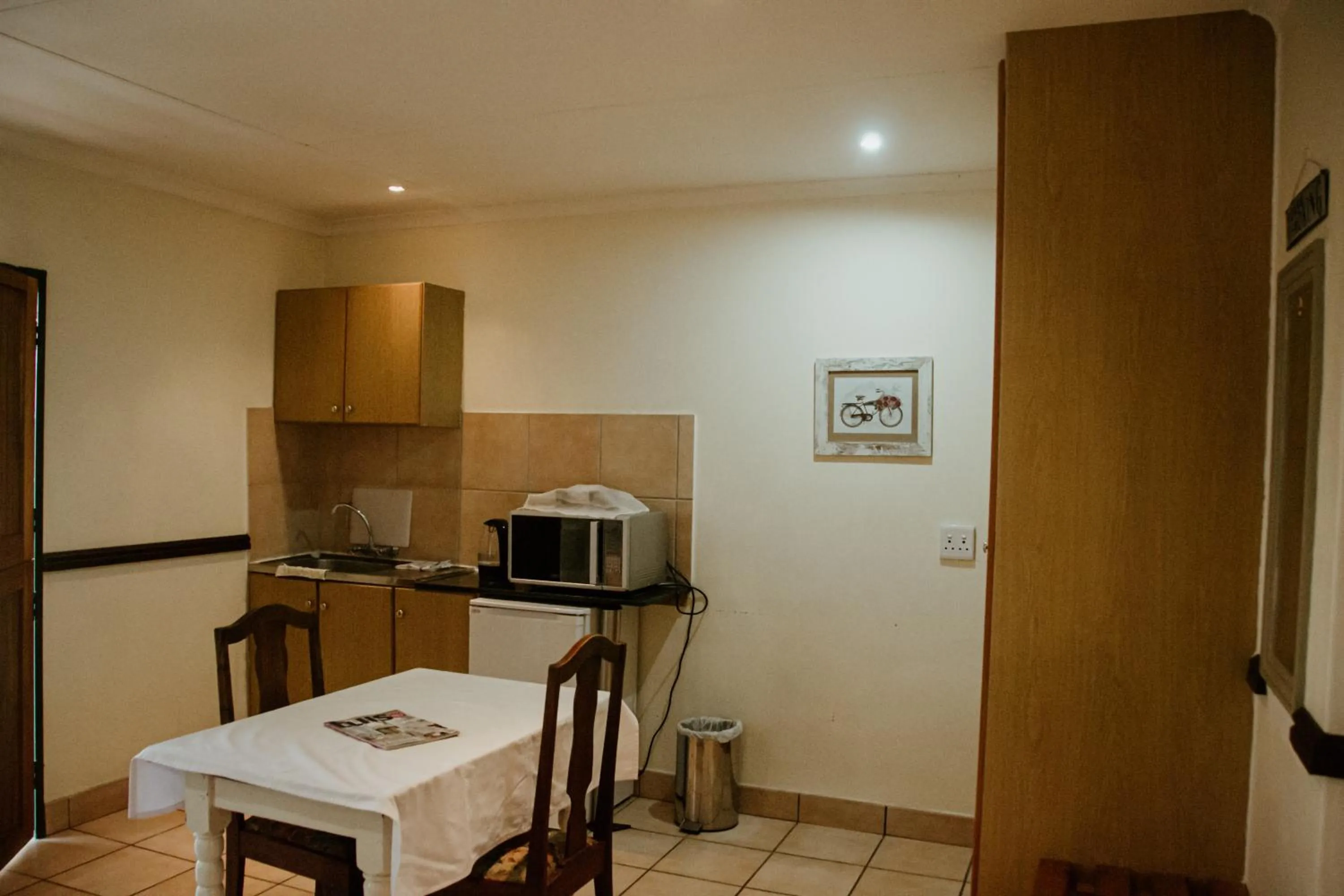 Kitchen or kitchenette in Alec Wright's Guest Lodge