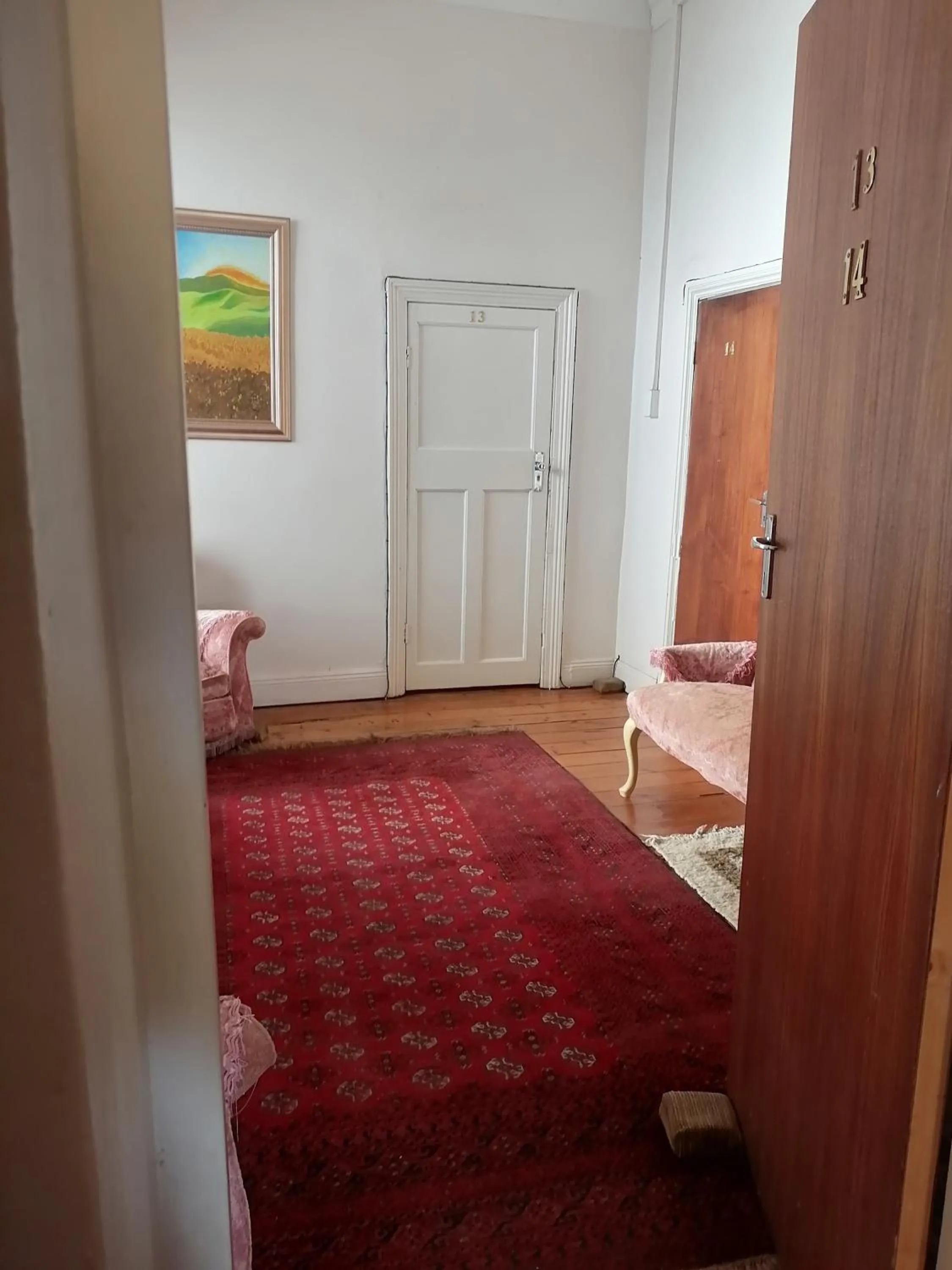 Alec Wright's Guest Lodge