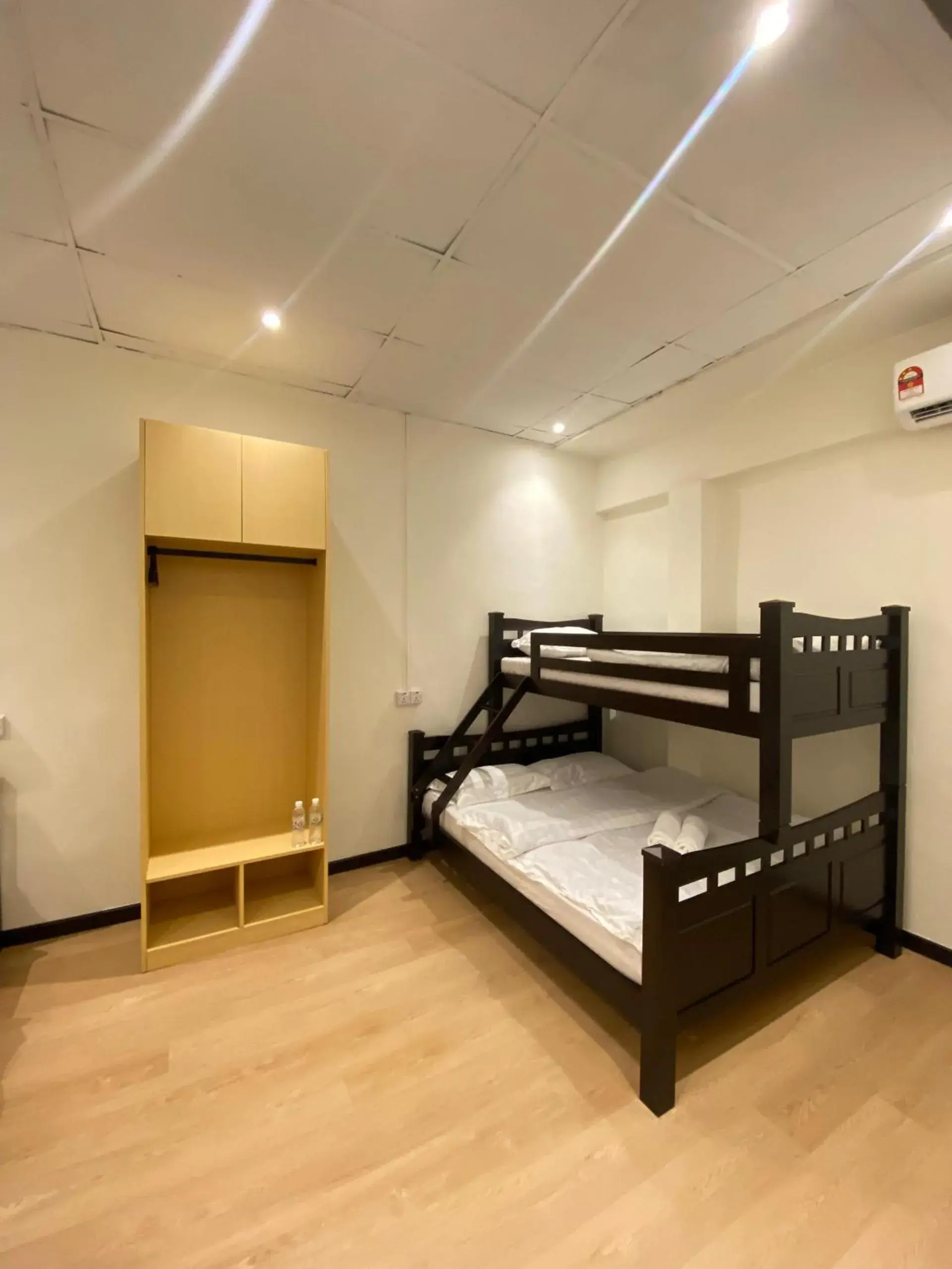 Bed in The Ship Bed in The Ship