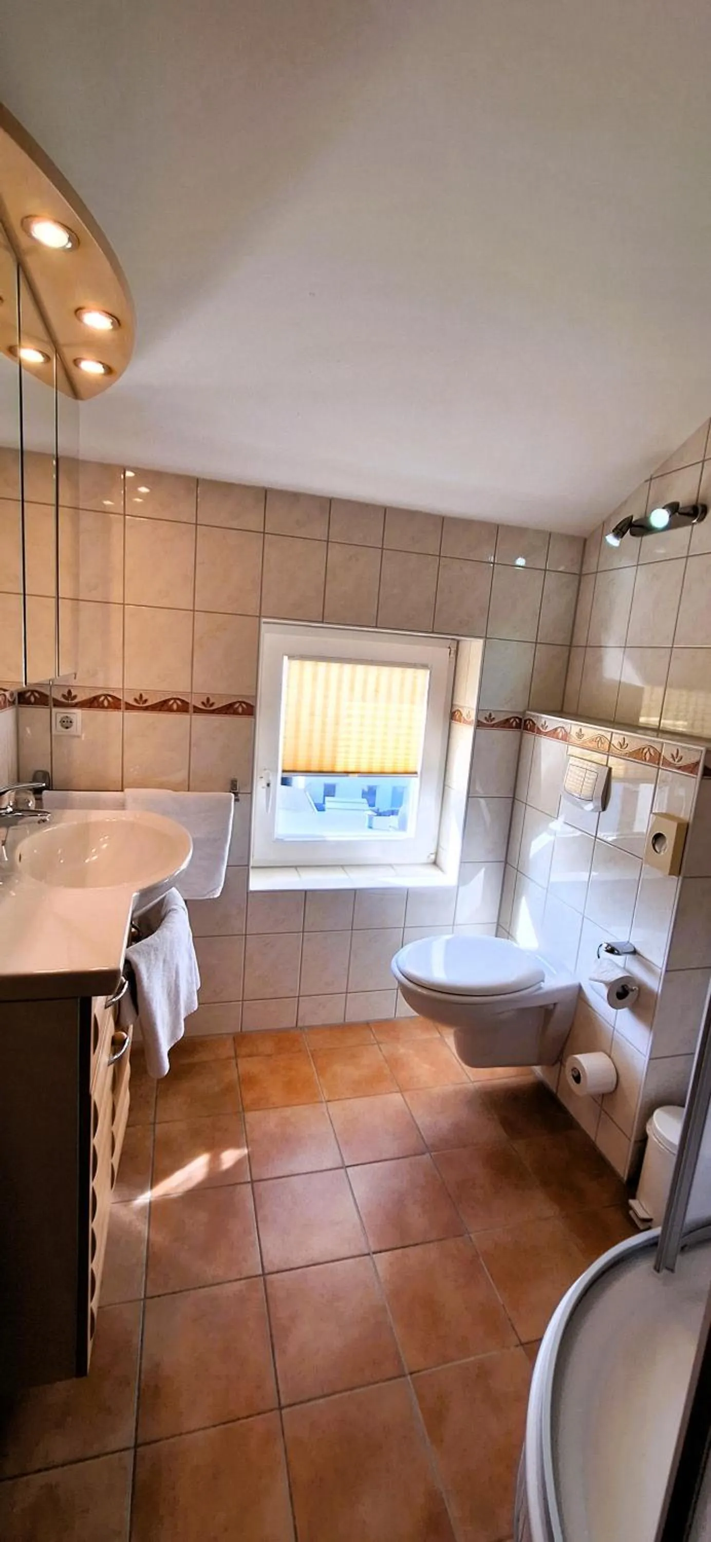 Bathroom in Hotel Meereswelle - Anno 1875