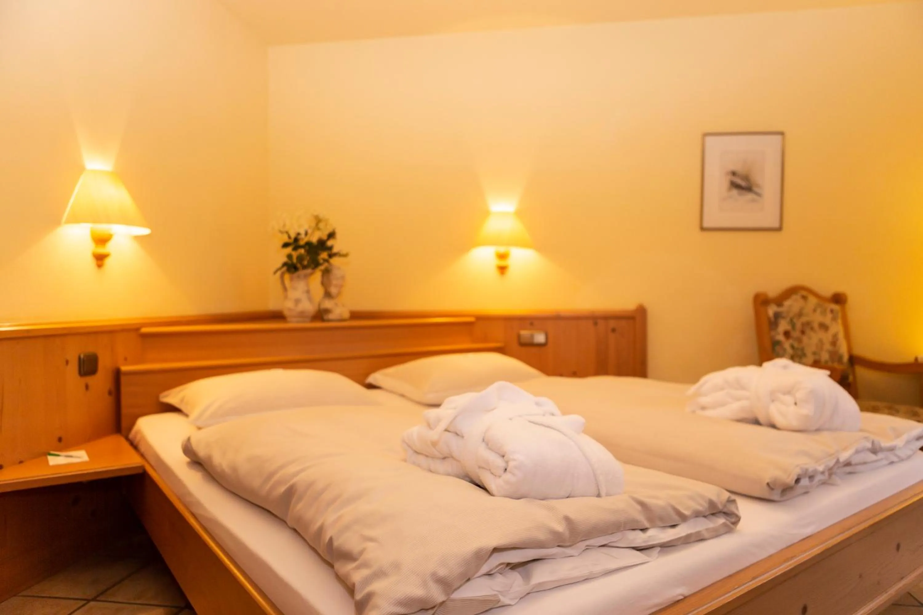 Photo of the whole room, Bed in DEVA Achentaler Vitalhotel