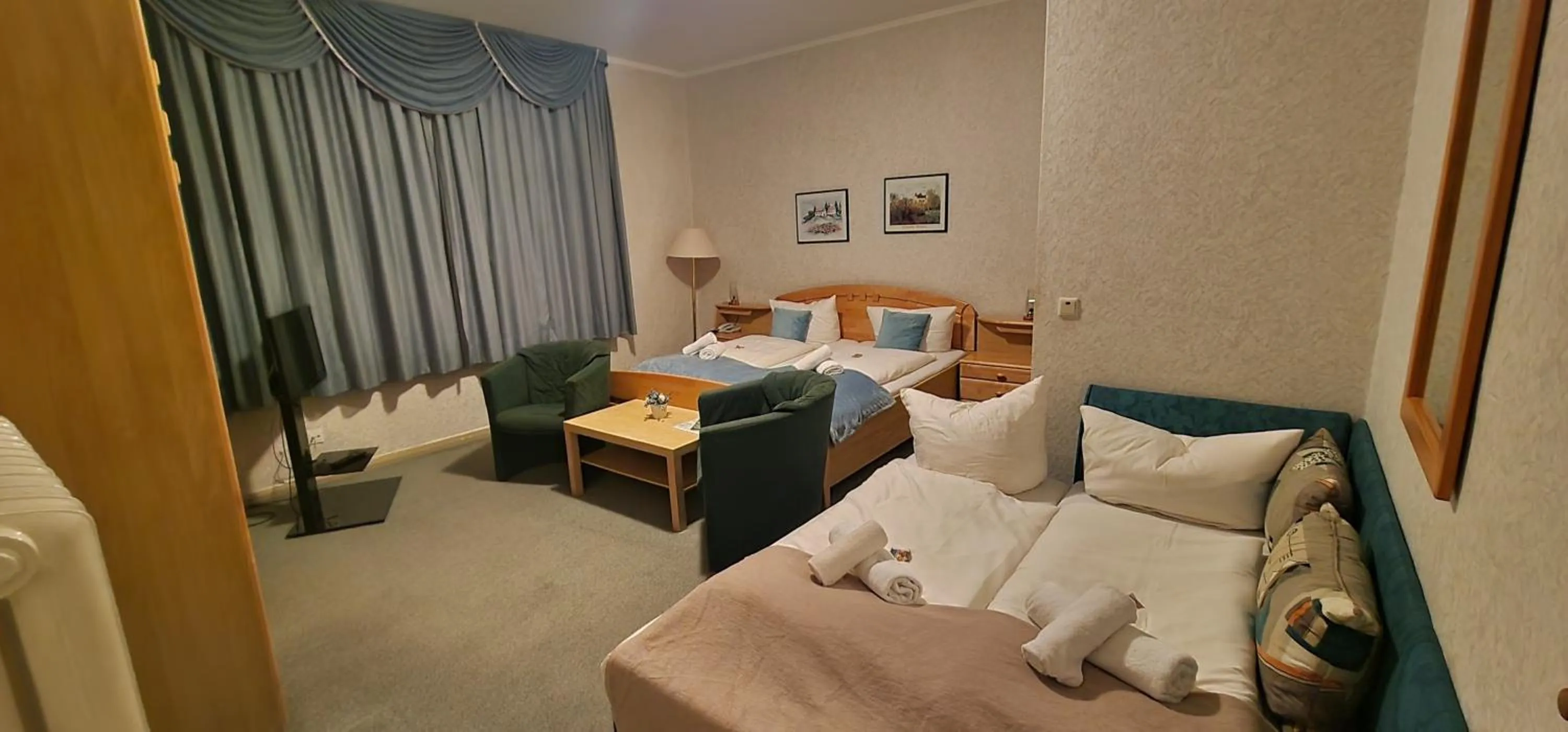 Bed in Hotel-Restaurant Wilhelmsbad