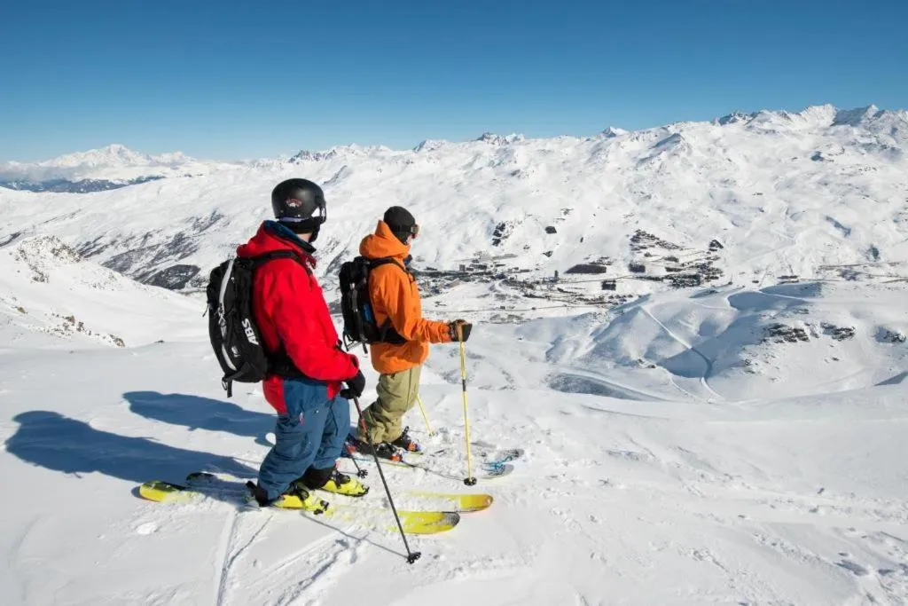 Skiing in SOWELL RESIDENCES Crêt Voland