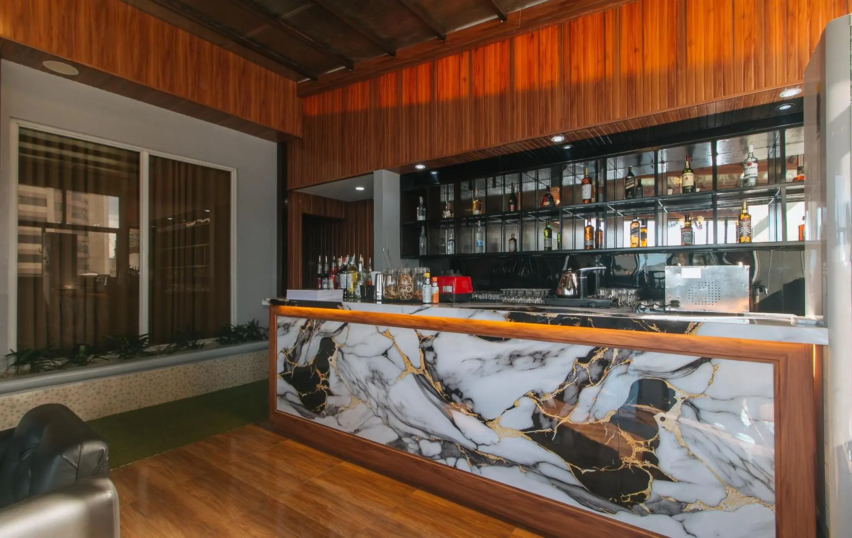 Lounge or bar in RedDoorz Plus at Canley Residential Lounge or bar in RedDoorz Plus at Canley Residential