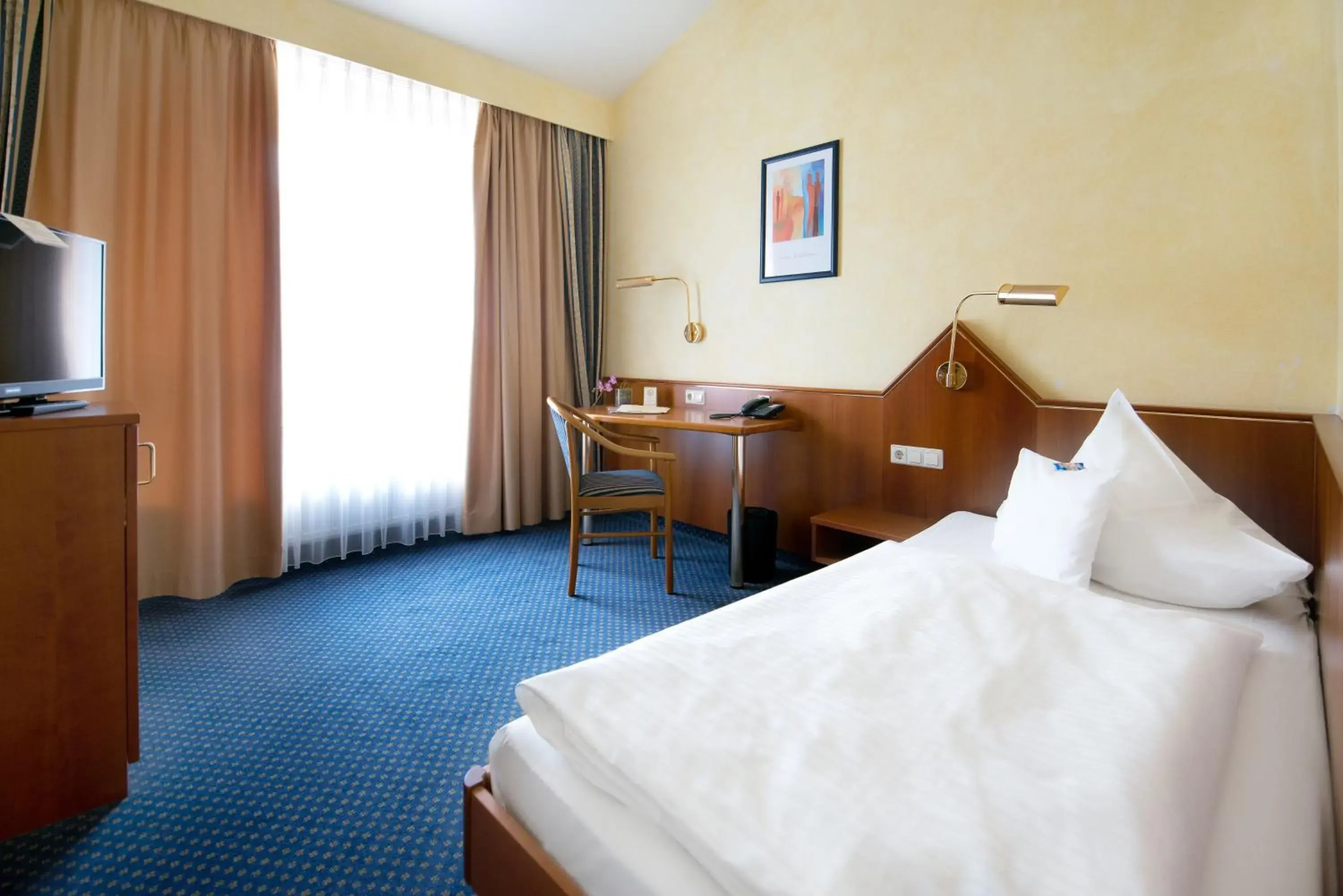 Comfort Single Room - single occupancy in Birkenfelder Hof Comfort Single Room - single occupancy in Birkenfelder Hof
