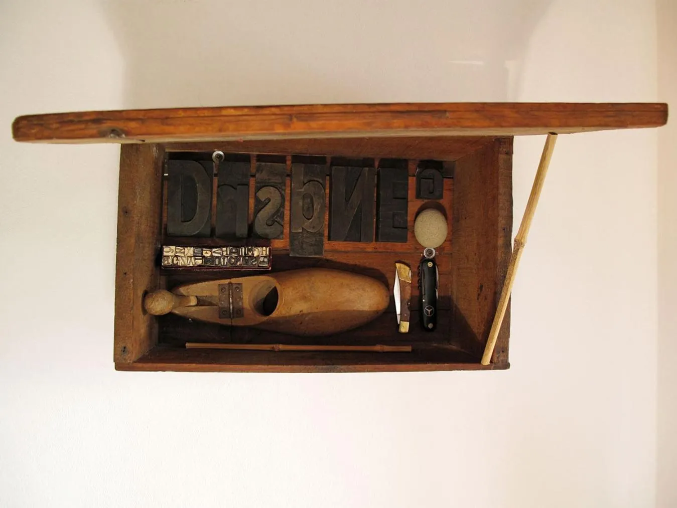 Decorative detail in Castello di Granarola Relais - Adults Friendly -