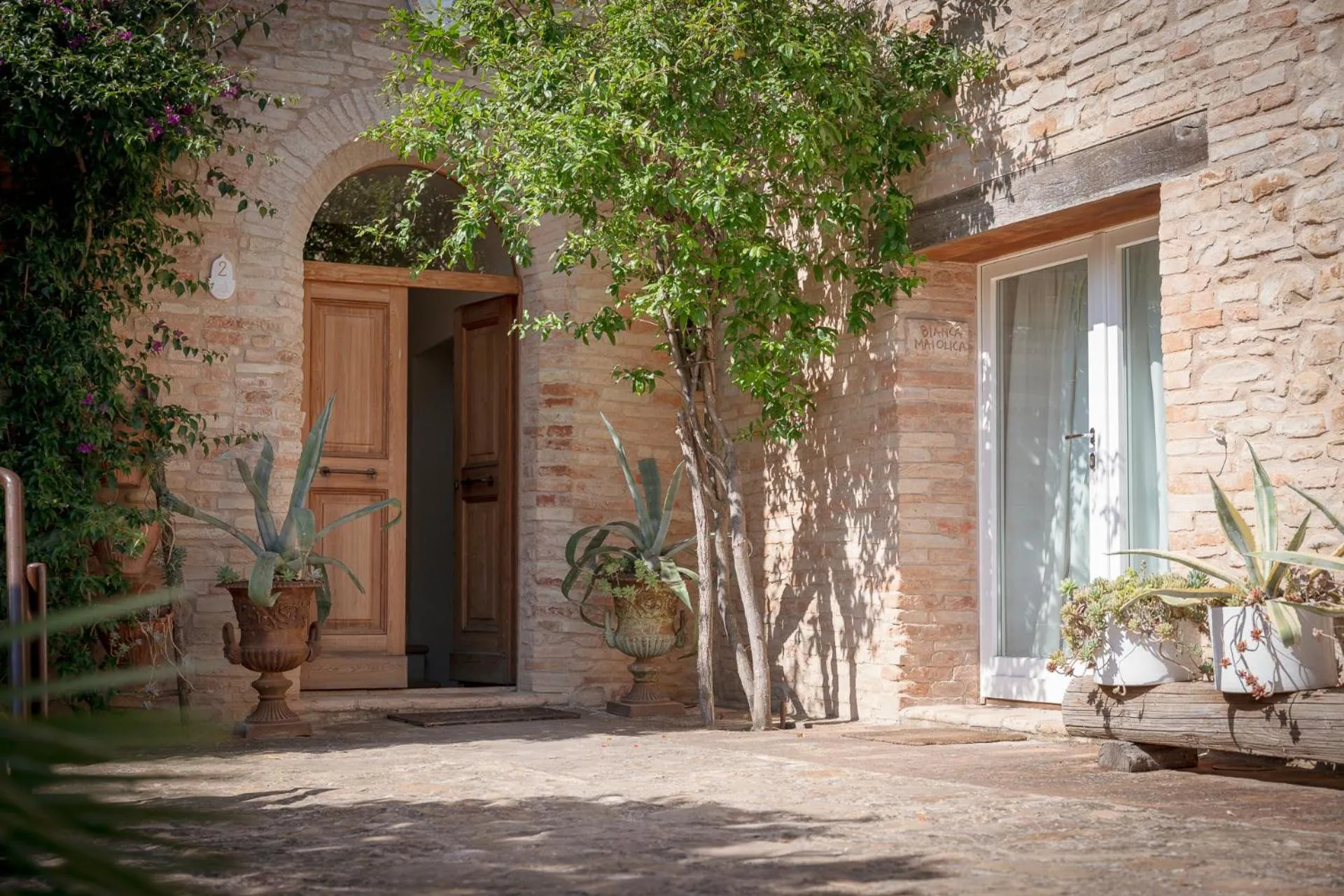Facade/entrance in Castello di Granarola Relais - Adults Friendly -