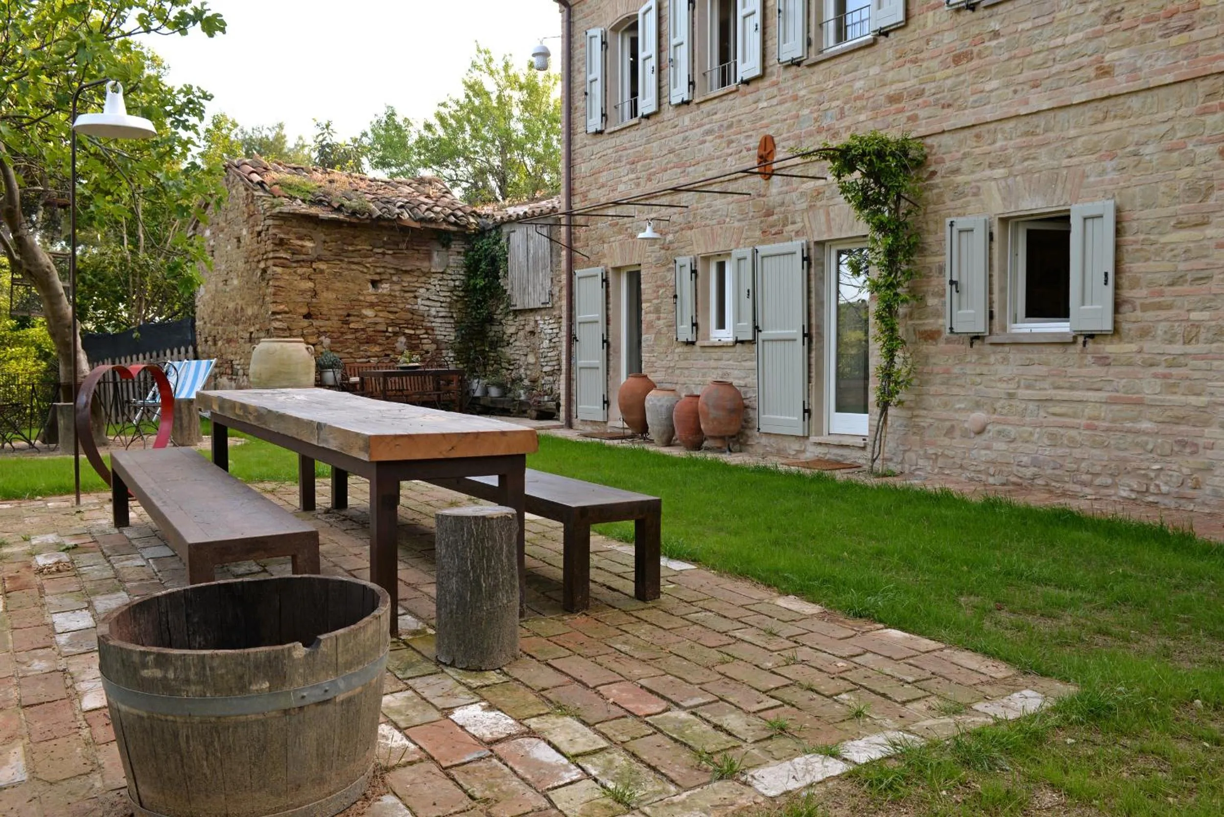 Garden in Castello di Granarola Relais - Adults Friendly -