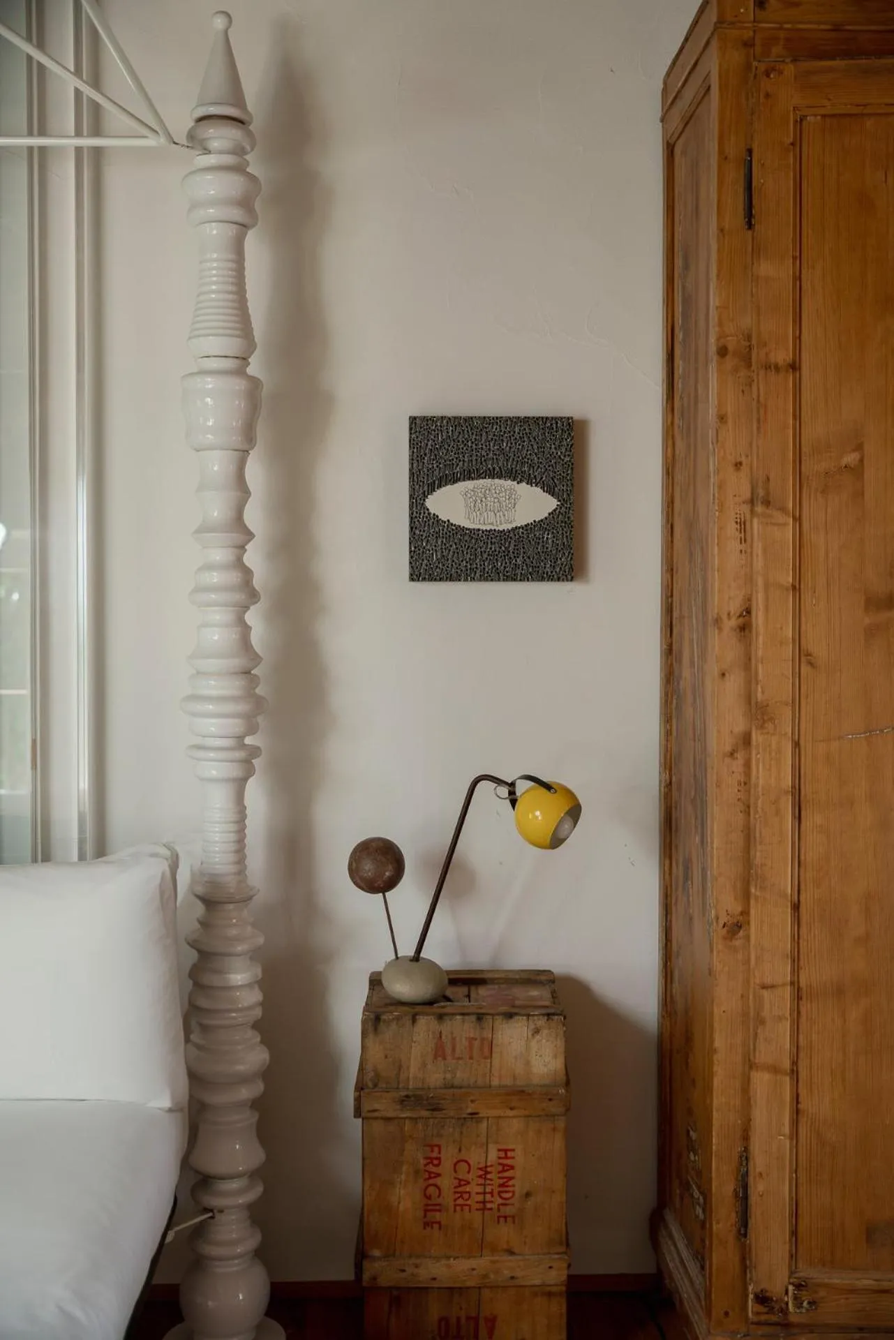 Decorative detail, Bed in Castello di Granarola Relais - Adults Friendly -