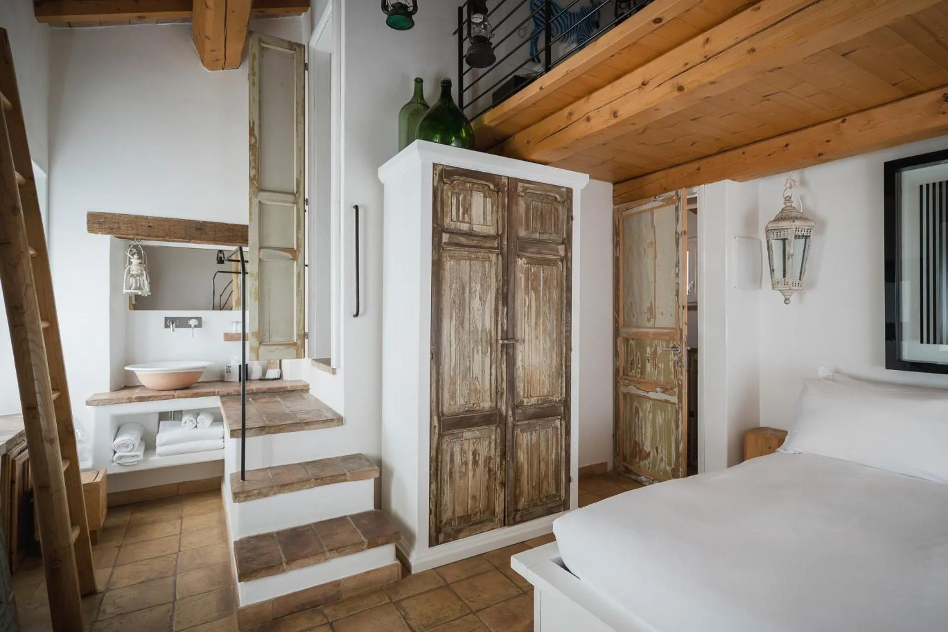 Bedroom, Bed in Castello di Granarola Relais - Adults Friendly -
