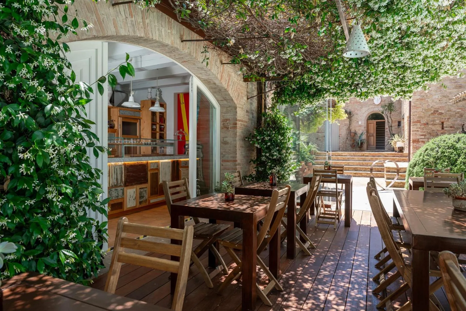 Facade/entrance in Castello di Granarola Relais - Adults Friendly -