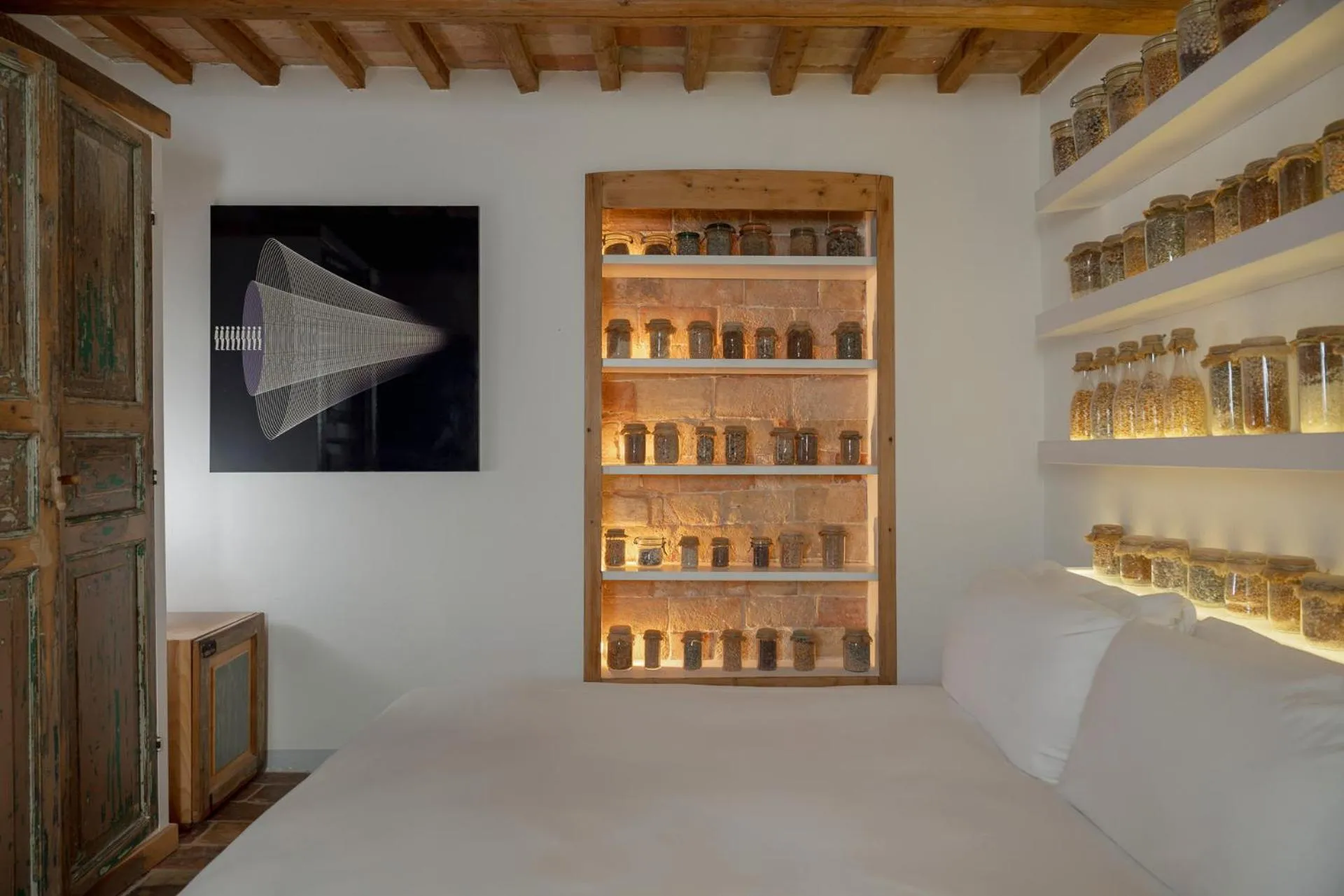 Decorative detail in Castello di Granarola Relais - Adults Friendly -