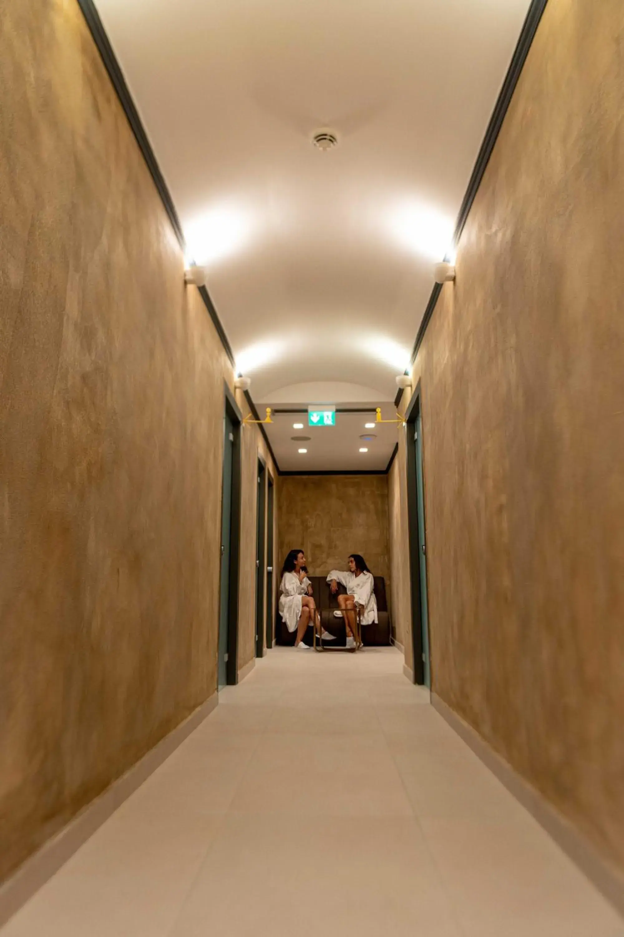 Spa and wellness centre/facilities in Mirror Hotel Spa and wellness centre/facilities in Mirror Hotel