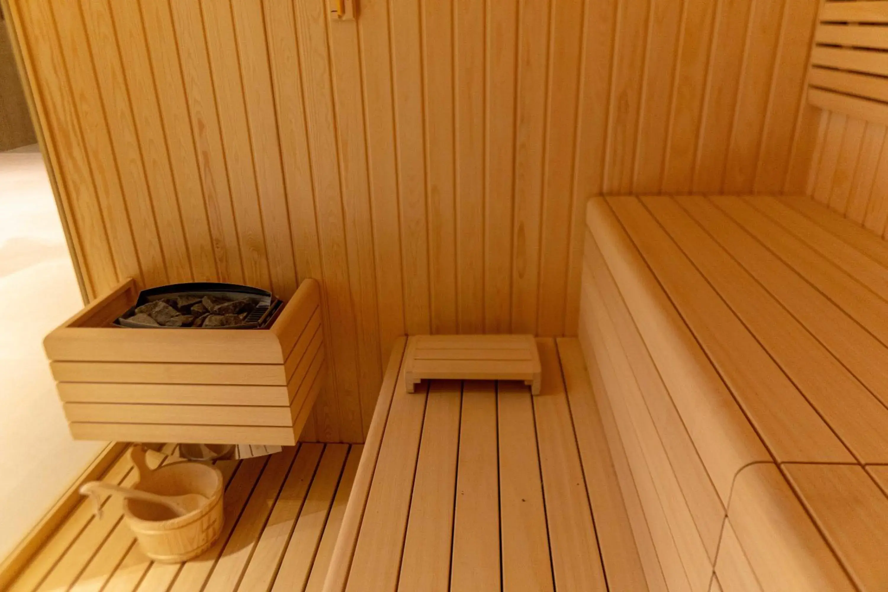 Spa and wellness centre/facilities in Mirror Hotel Spa and wellness centre/facilities in Mirror Hotel