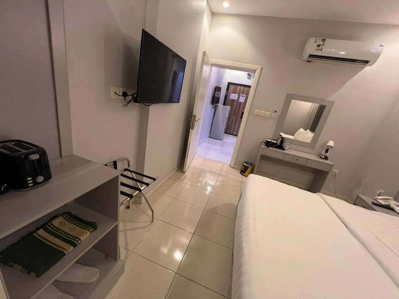 Bed in AREEN AL NAEEM