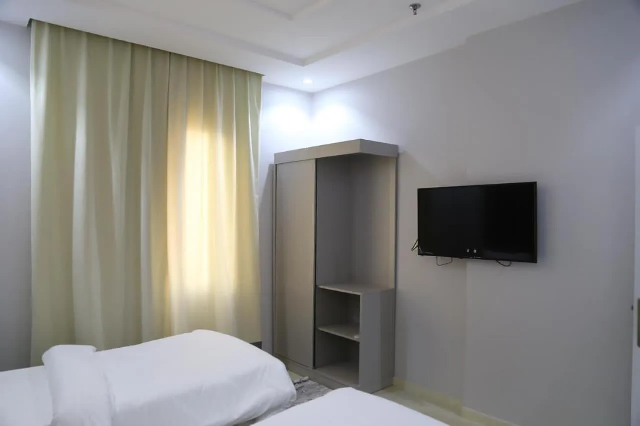 Photo of the whole room, Bed in AREEN AL NAEEM