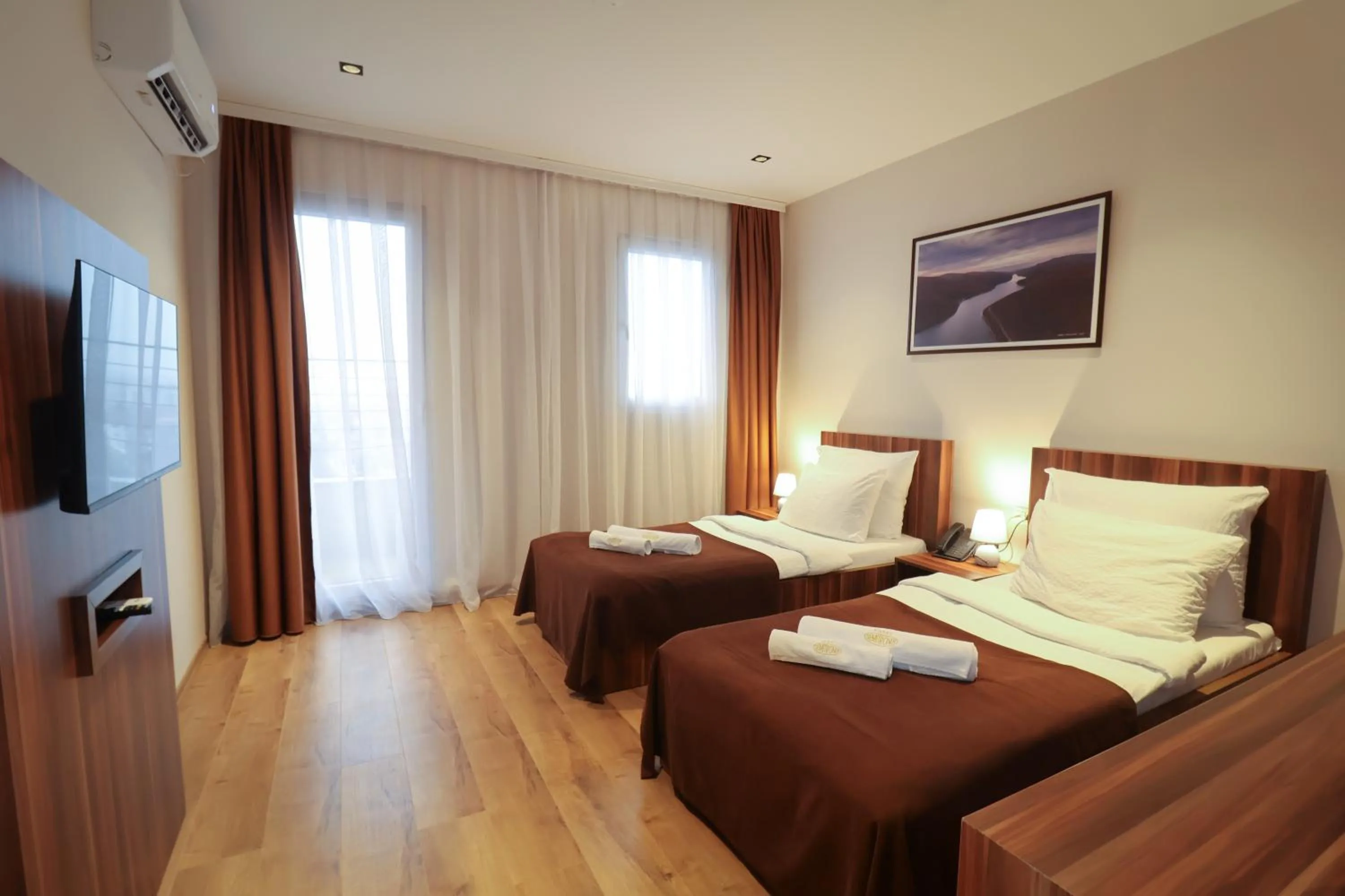 Bed in Hotel Semitronix