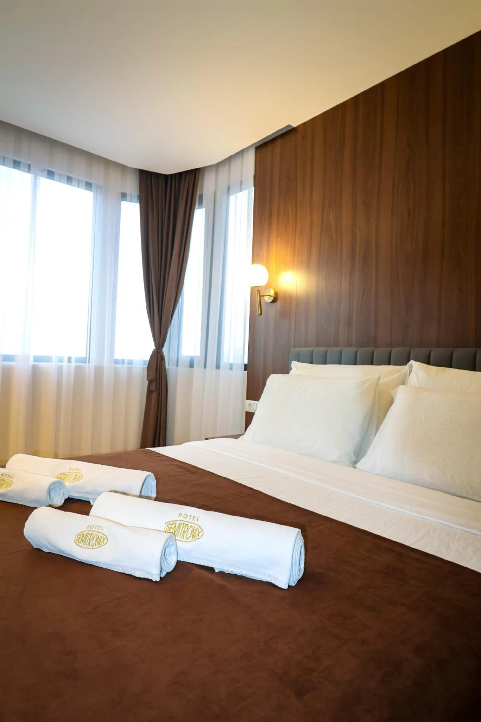 Bed in Hotel Semitronix
