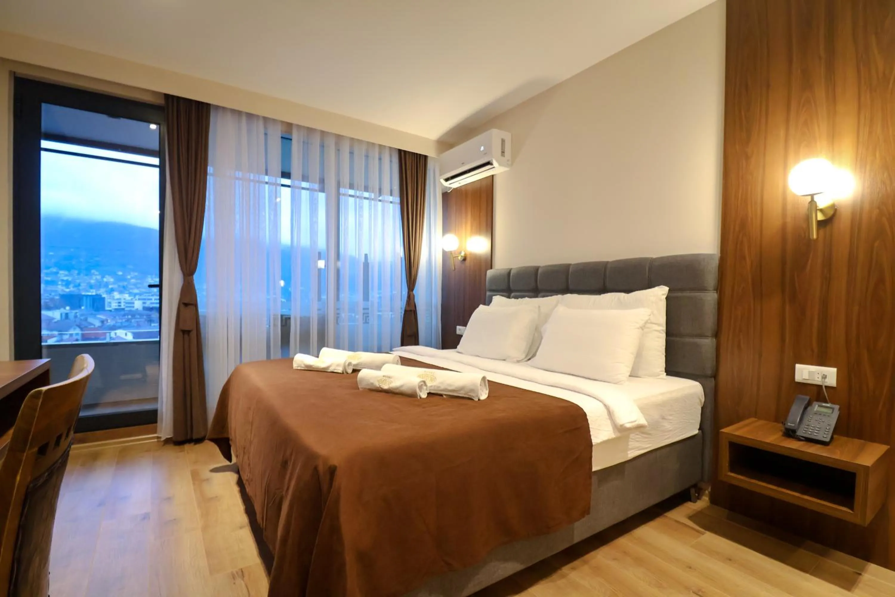 Bed in Hotel Semitronix