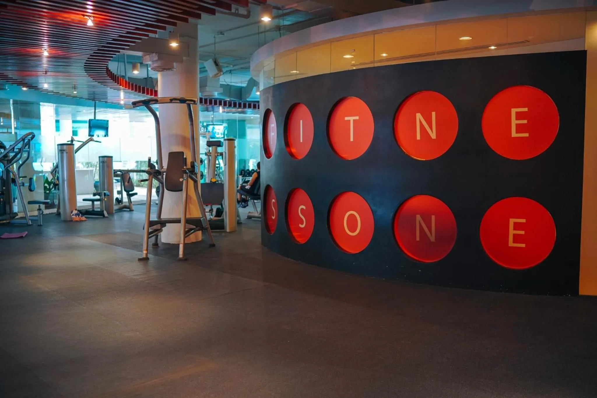 Fitness centre/facilities in Mood Hotel Pattaya