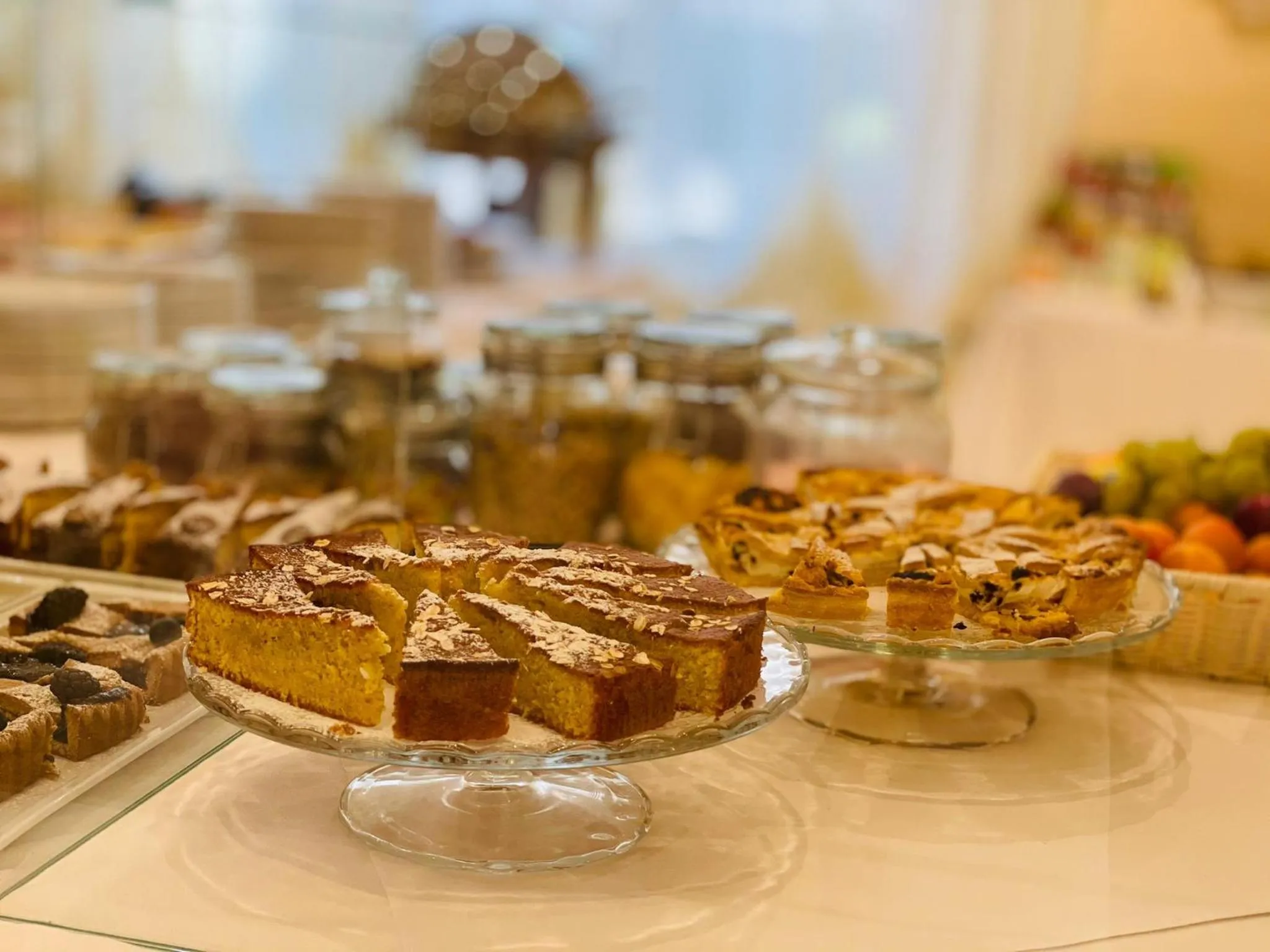 Restaurant/places to eat in Mansarda Cannes