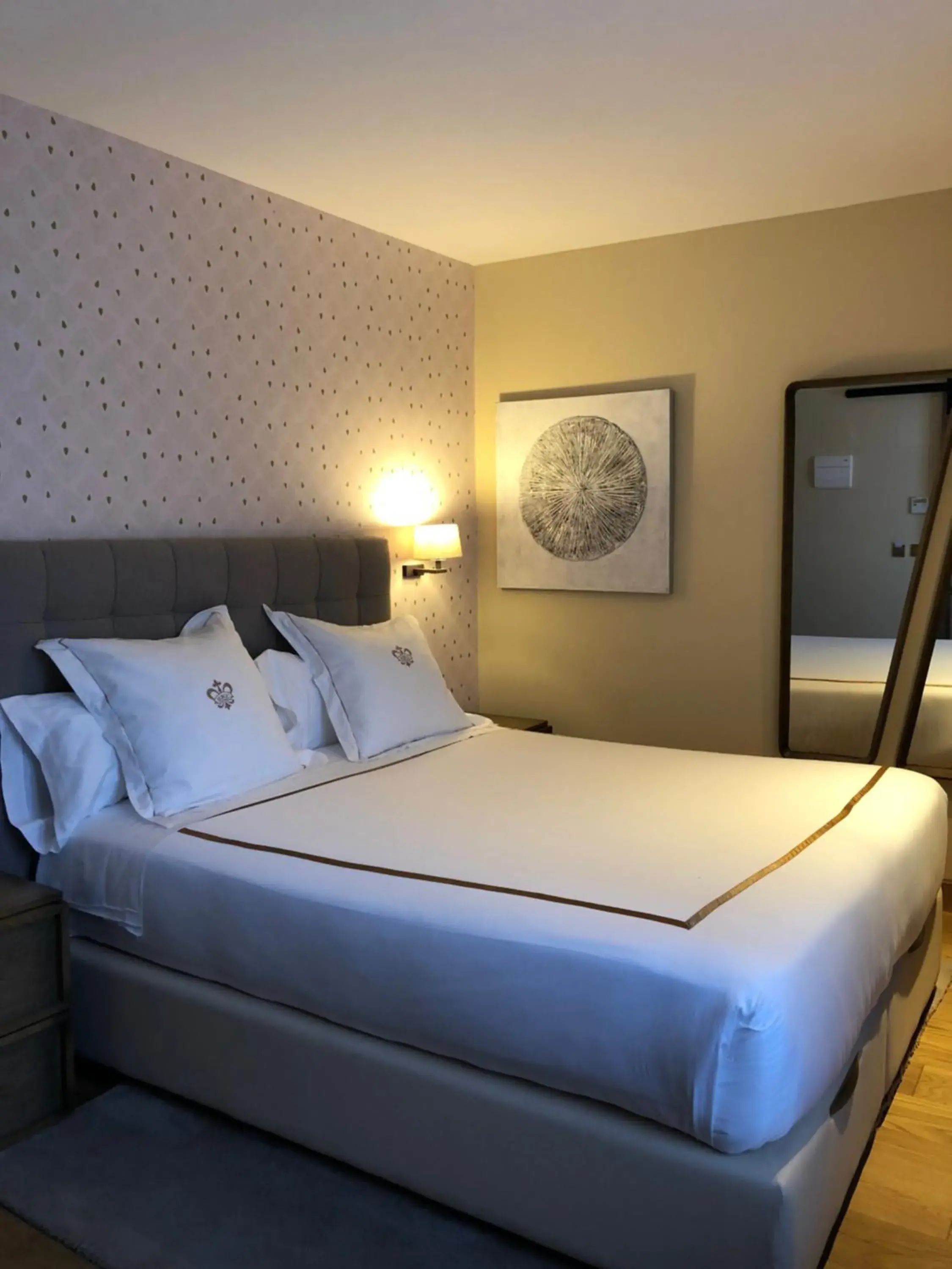 Deluxe Double or Twin Room with Garden View in Hotel Boutique Casa del Comendador Deluxe Double or Twin Room with Garden View in Hotel Boutique Casa del Comendador