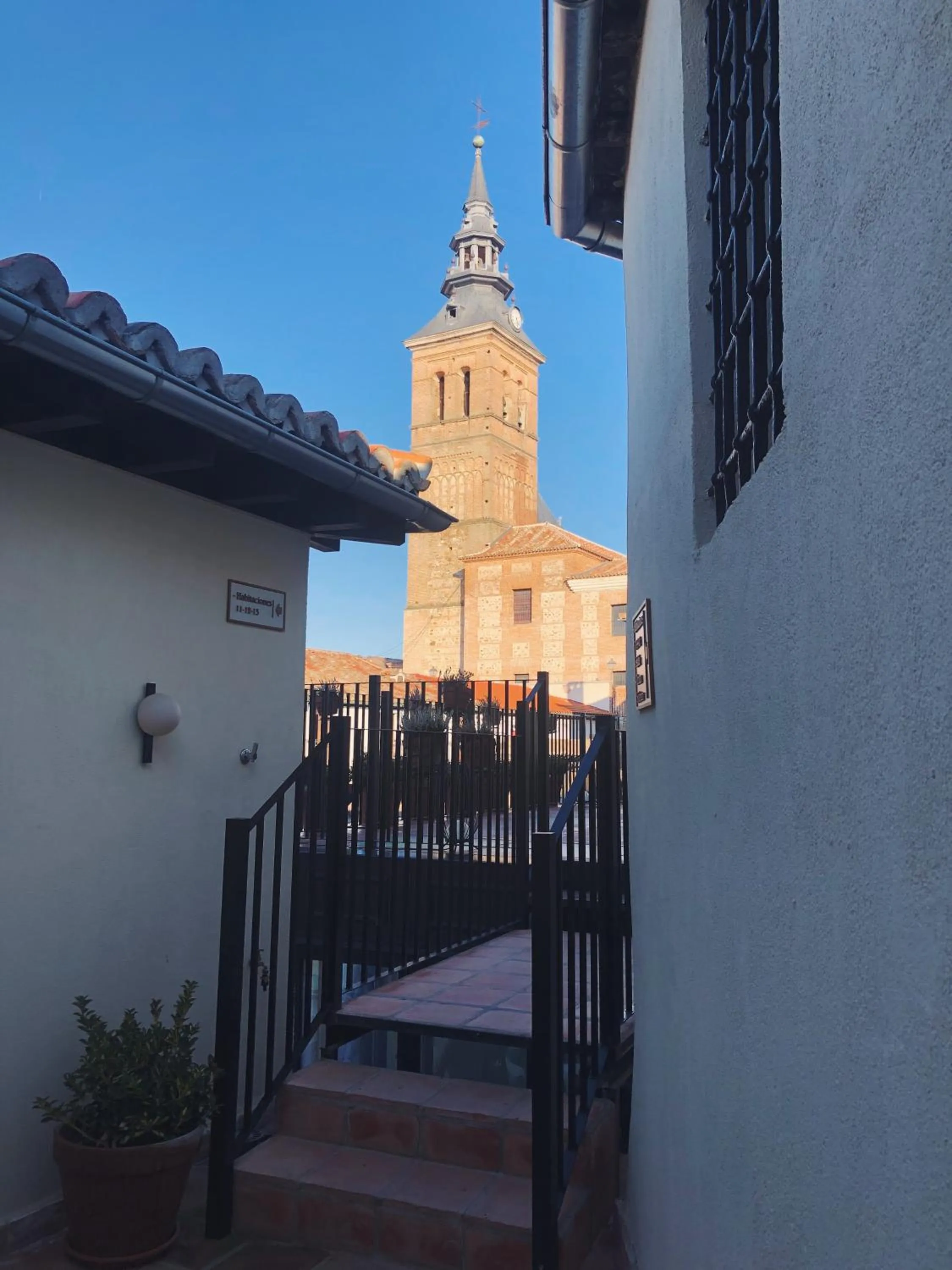 Property building in Hotel Boutique Casa del Comendador