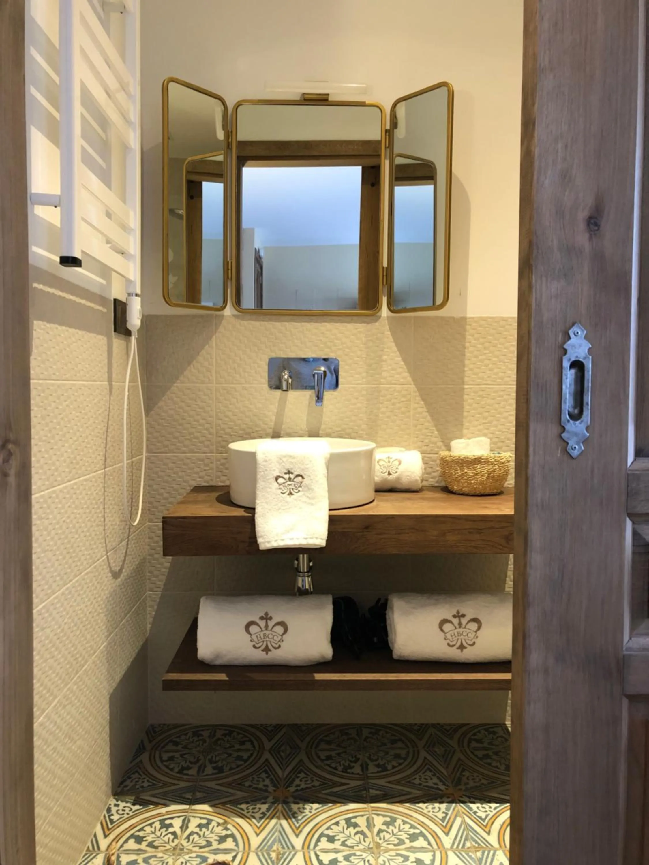 Property building in Hotel Boutique Casa del Comendador