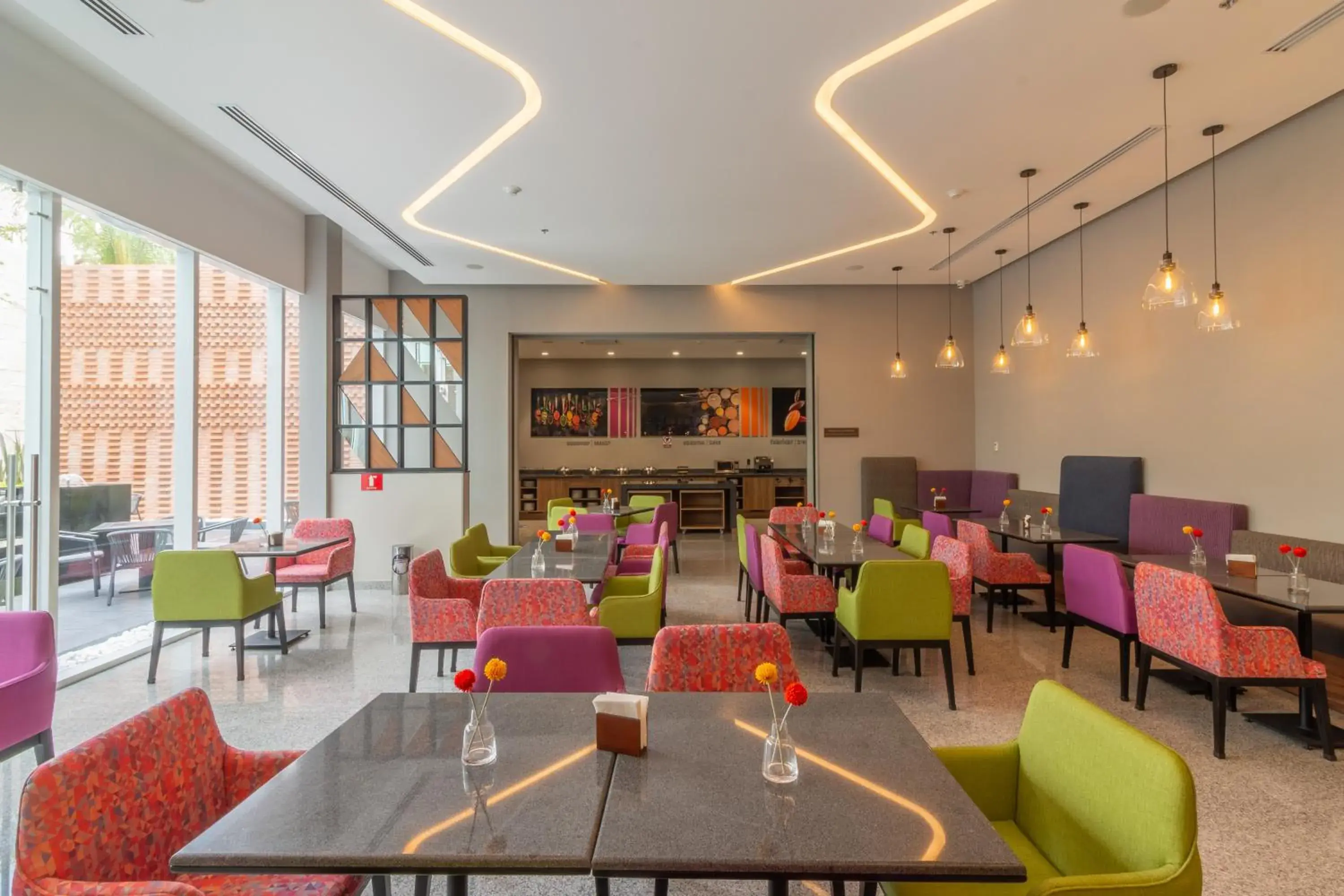 Restaurant/places to eat in Hampton by Hilton Aguascalientes Downtown Restaurant/places to eat in Hampton by Hilton Aguascalientes Downtown