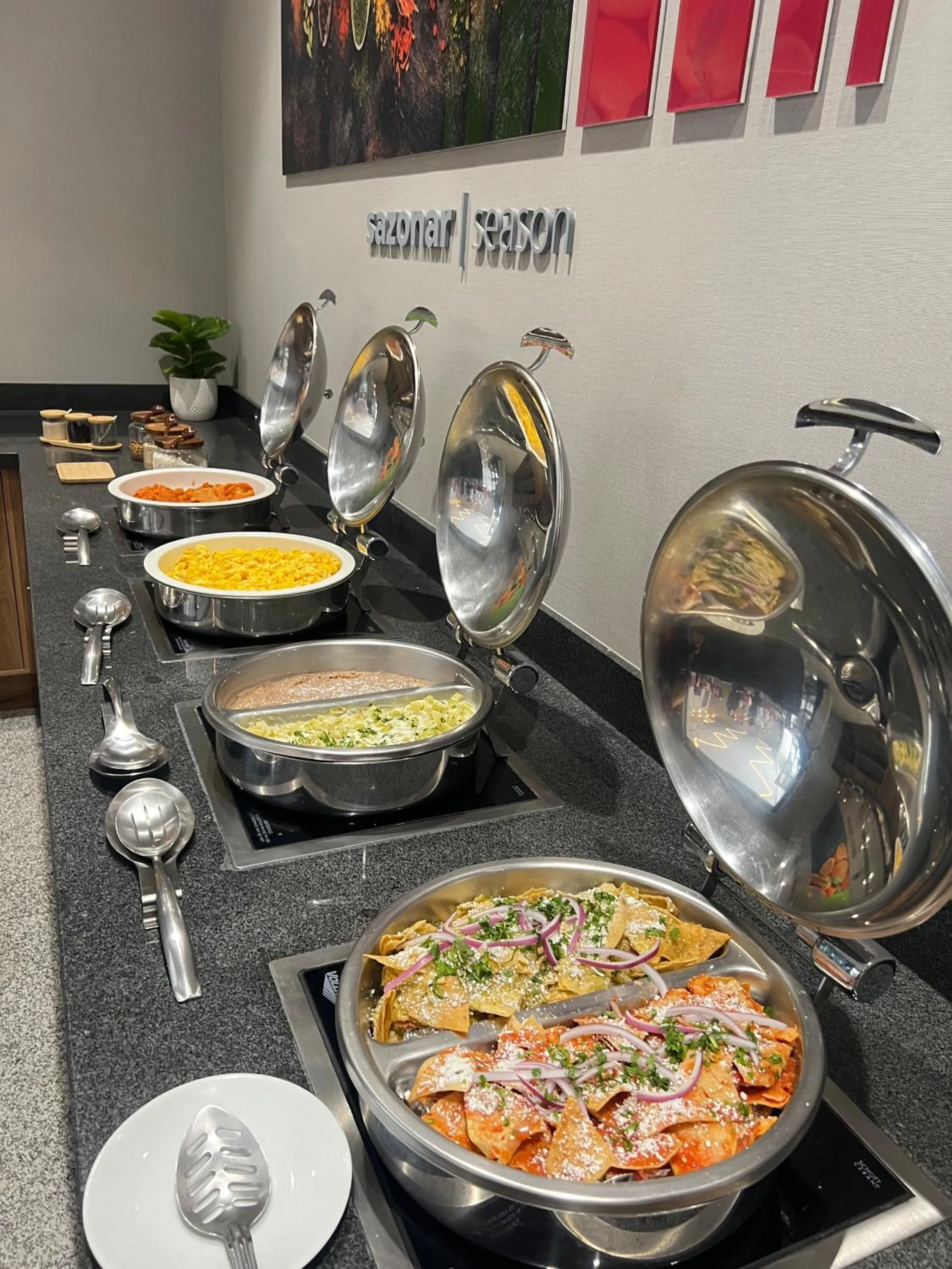 Restaurant/places to eat in Hampton by Hilton Aguascalientes Downtown