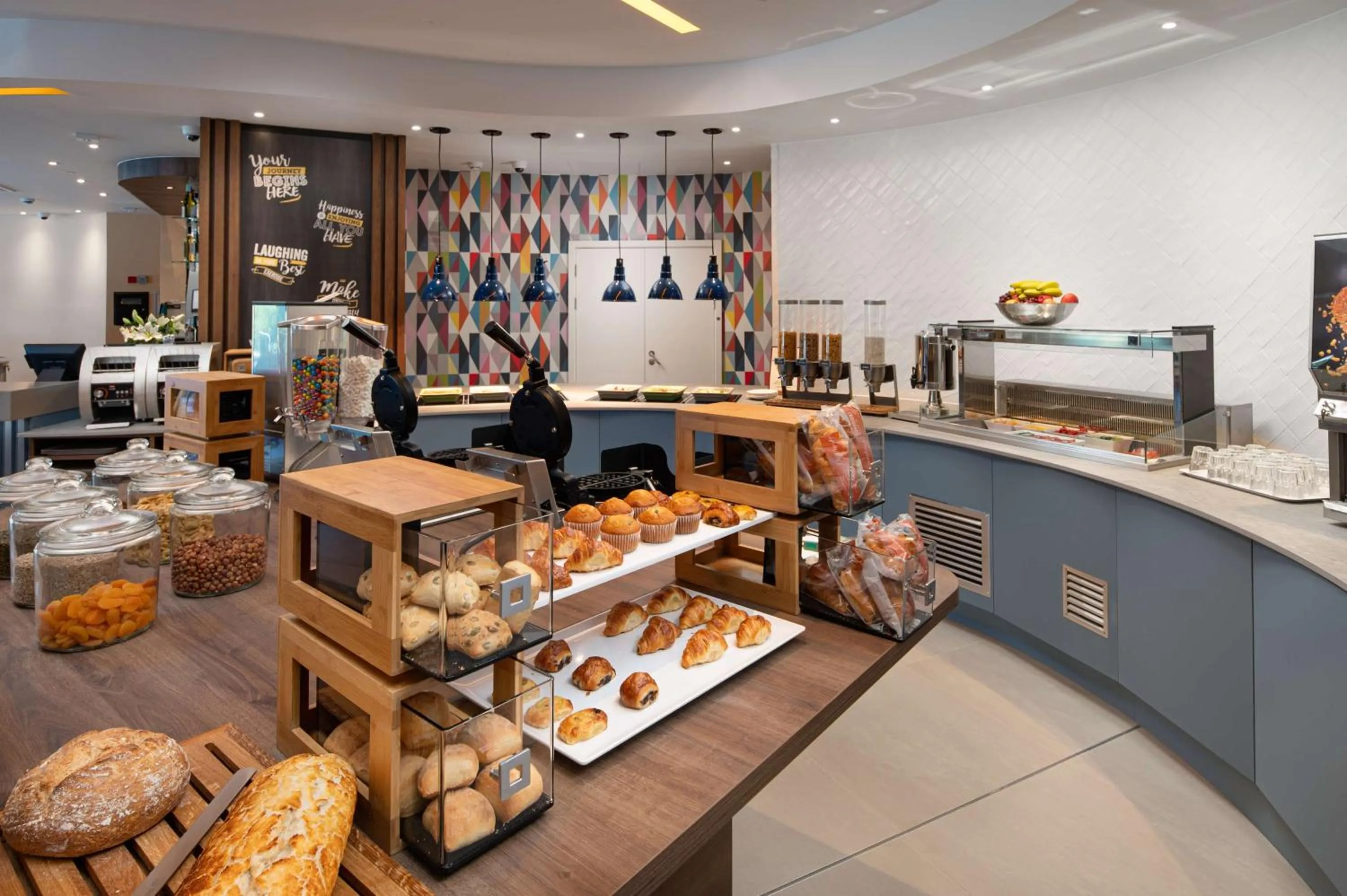 Breakfast in Hampton by Hilton High Wycombe