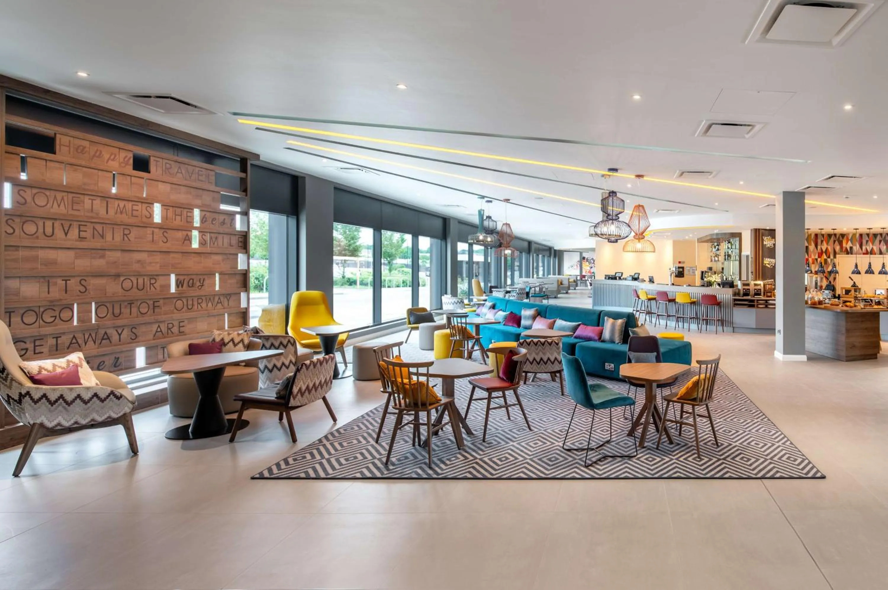 Lobby or reception in Hampton by Hilton High Wycombe