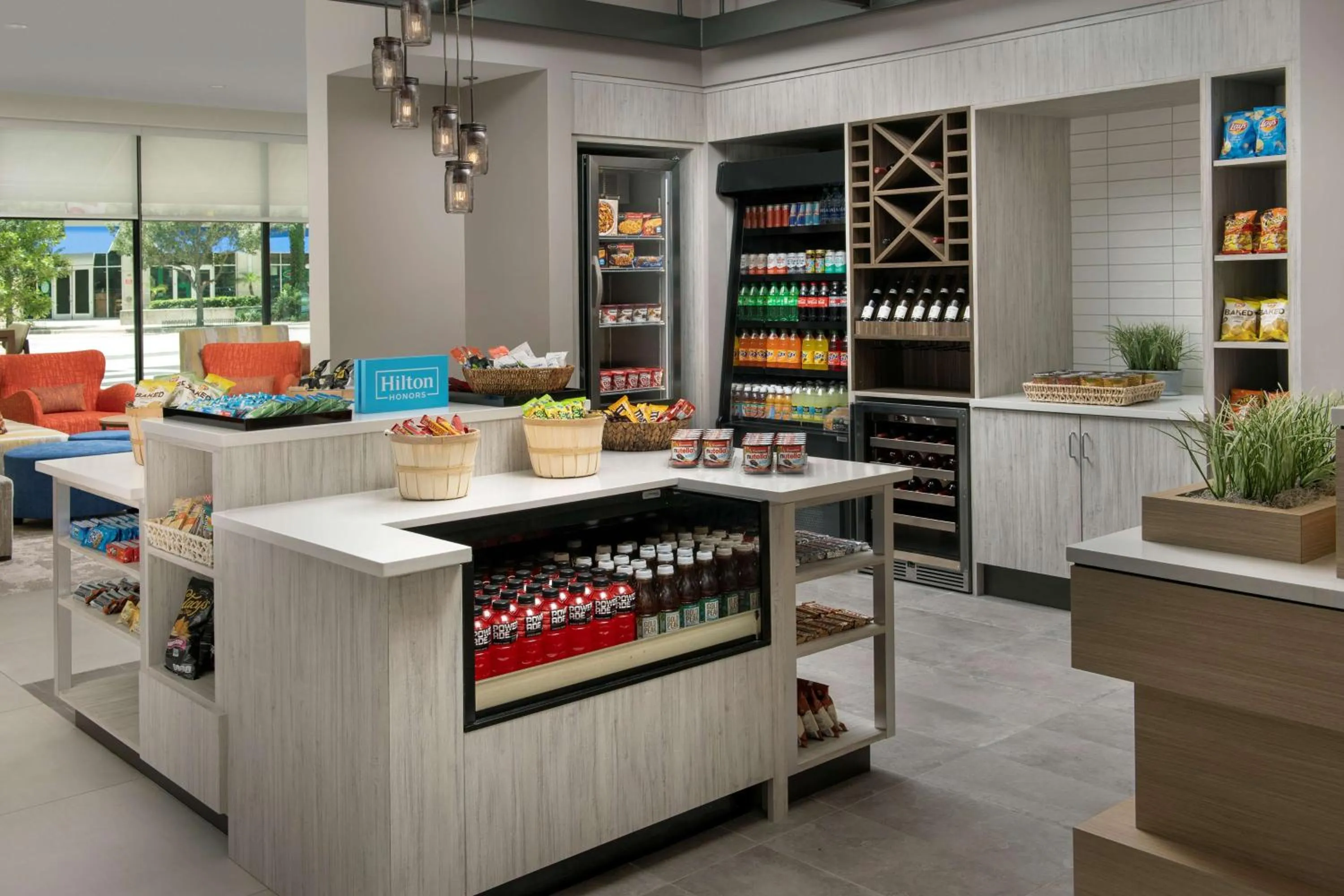 Dining area in Hilton Garden Inn Orlando Downtown