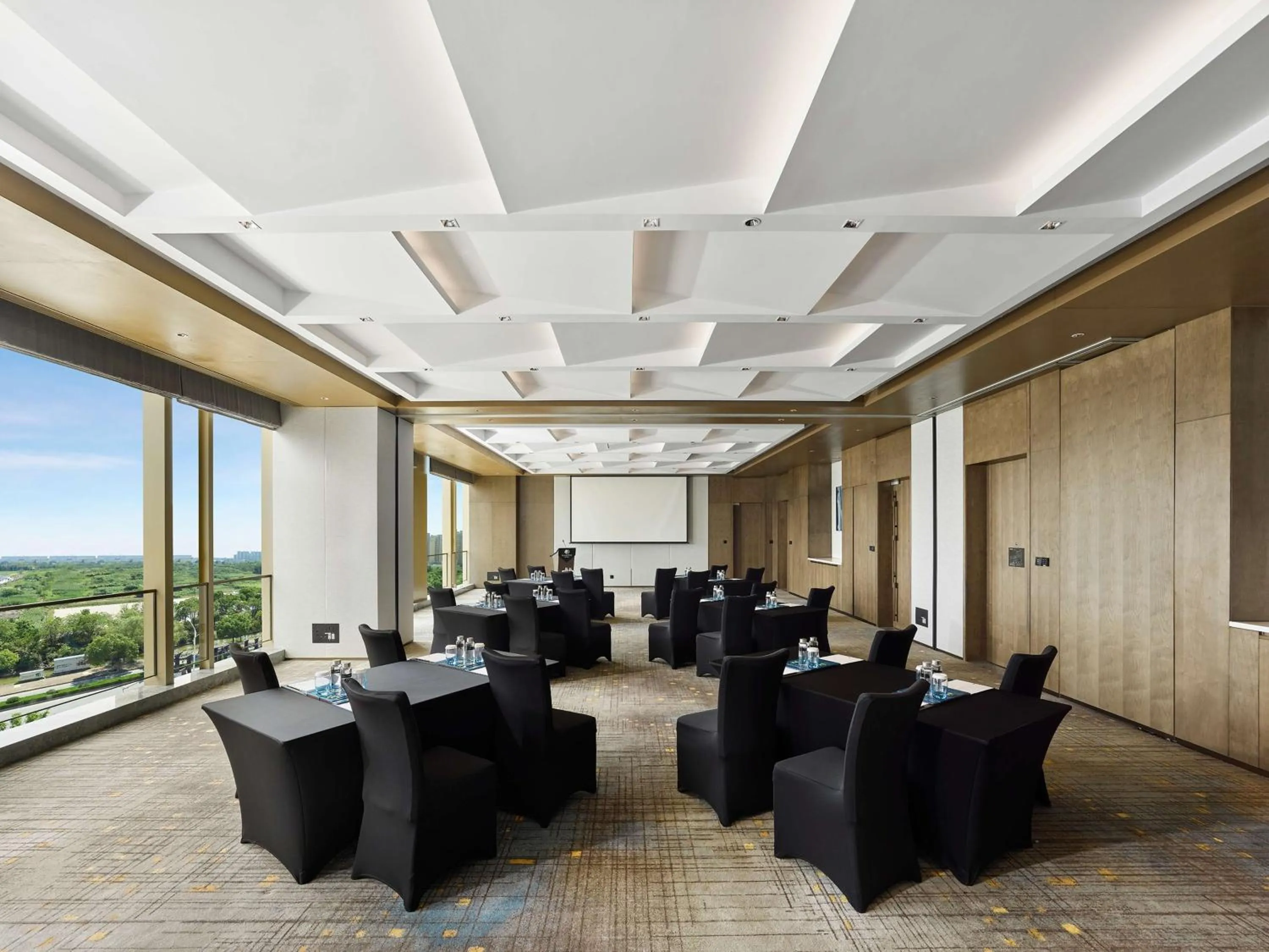 Meeting/conference room in DoubleTree by Hilton Qidong