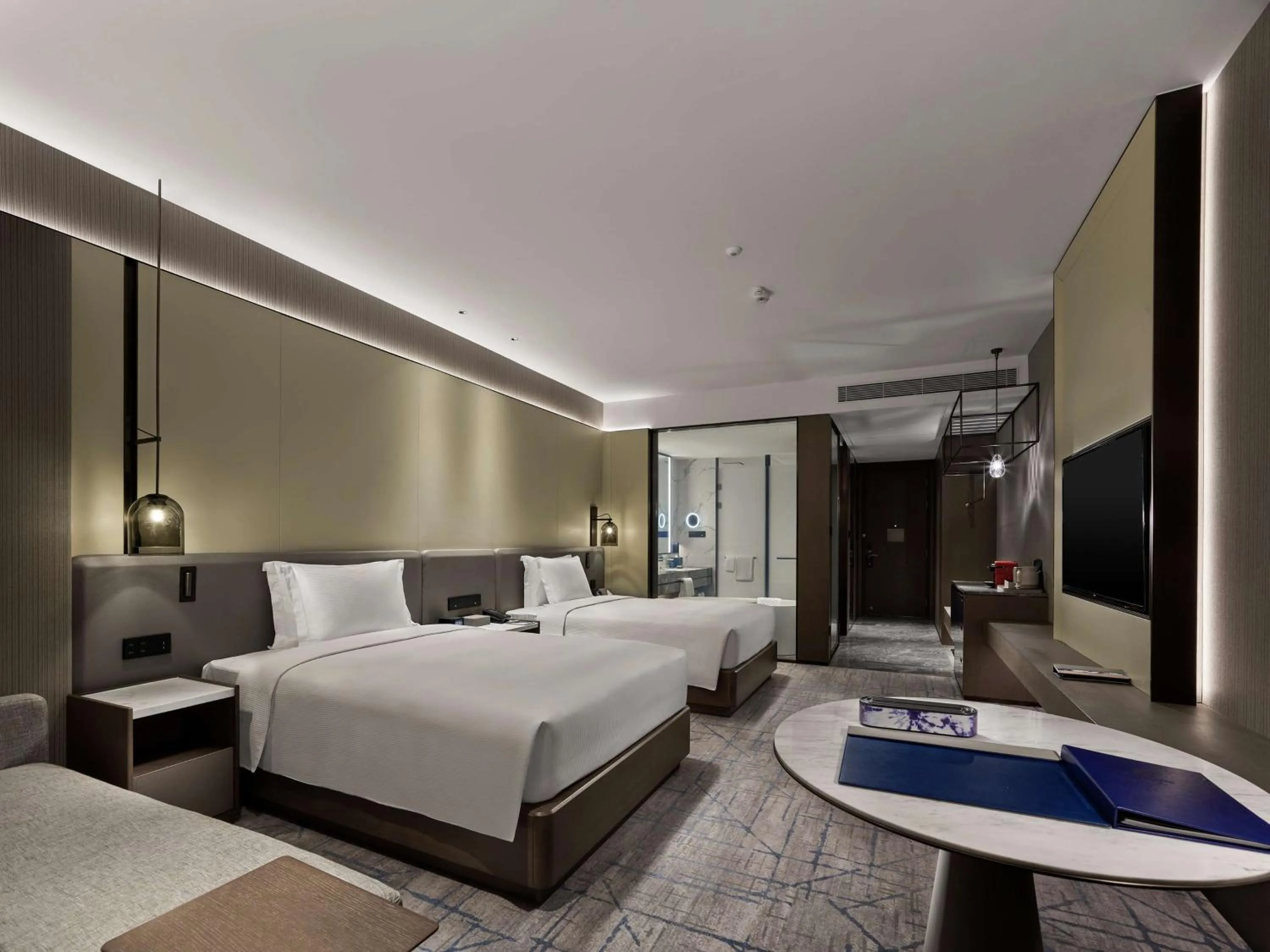 Bedroom, Bed in DoubleTree by Hilton Qidong