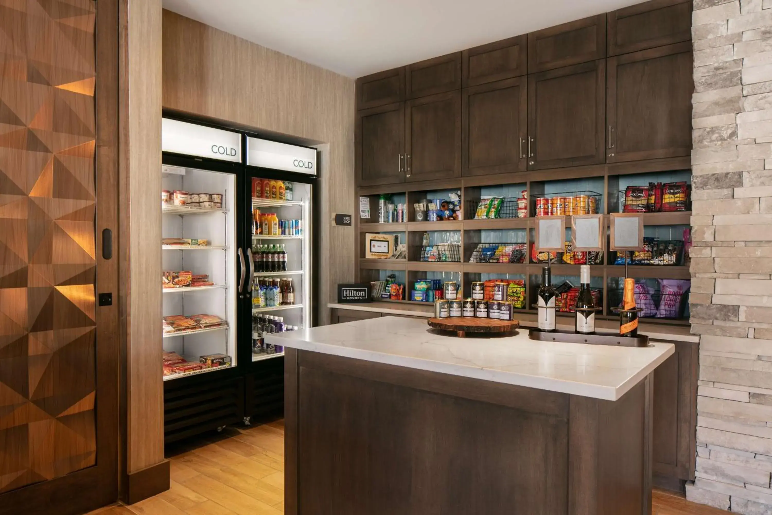 Restaurant/places to eat in Homewood Suites By Hilton Dillon Restaurant/places to eat in Homewood Suites By Hilton Dillon