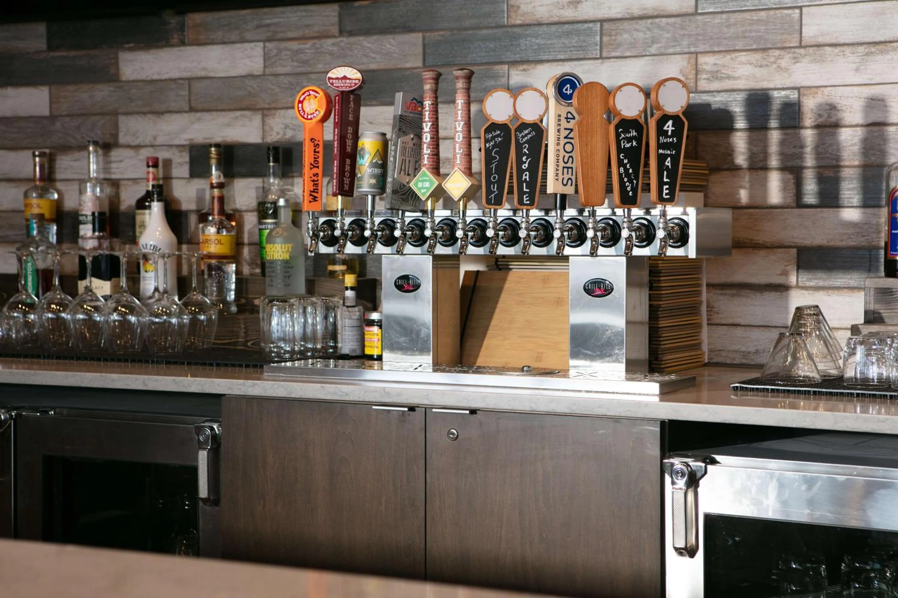 Lounge or bar in Homewood Suites By Hilton Dillon