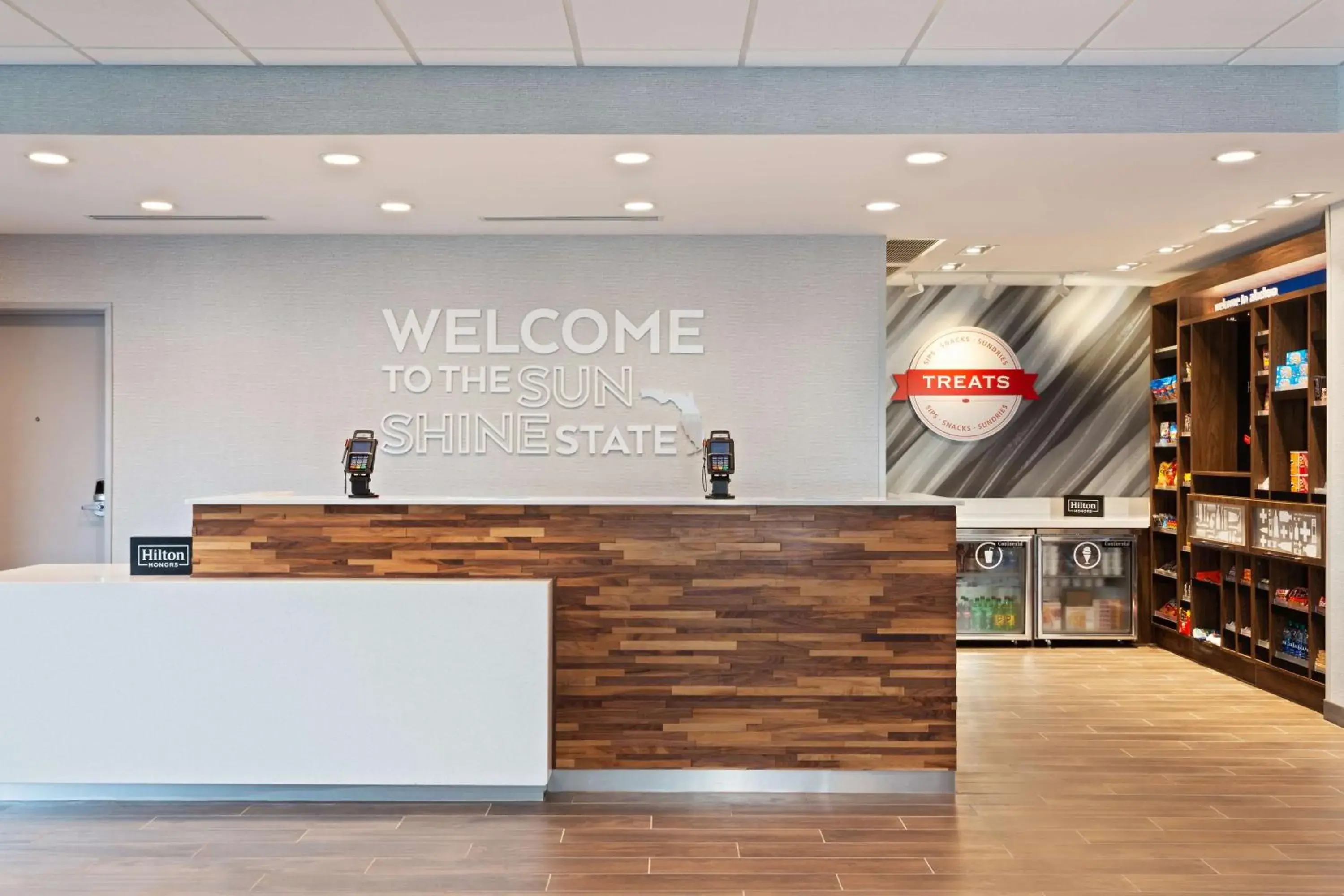 Lobby or reception in Hampton Inn & Suites Alachua I-75, FL Lobby or reception in Hampton Inn & Suites Alachua I-75, FL
