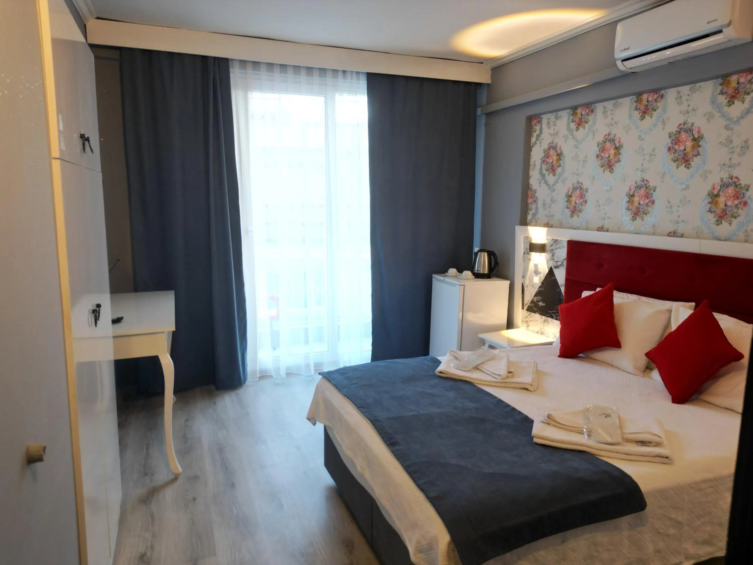 Bed in Akman City Hotel