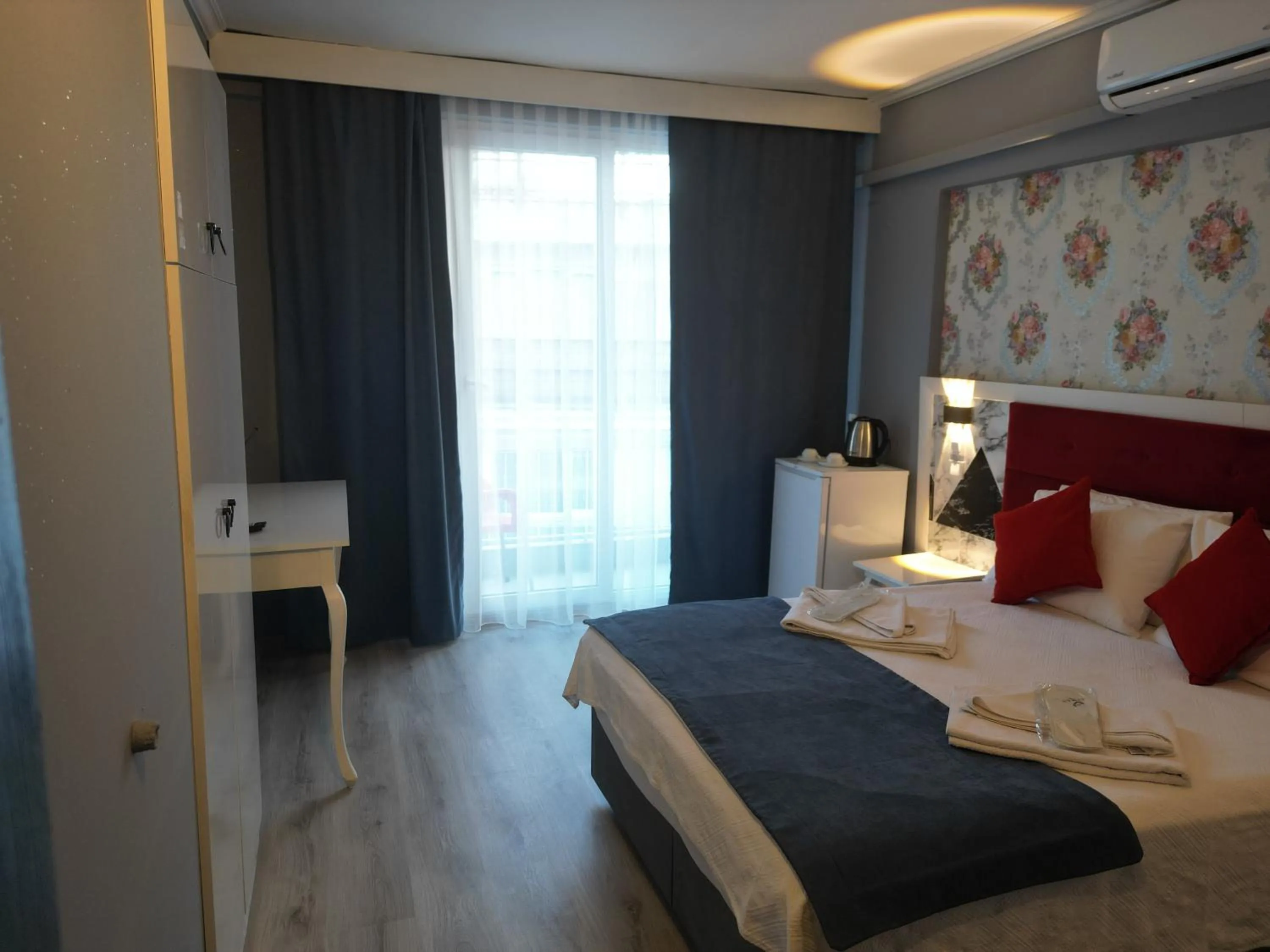 Bed in Akman City Hotel