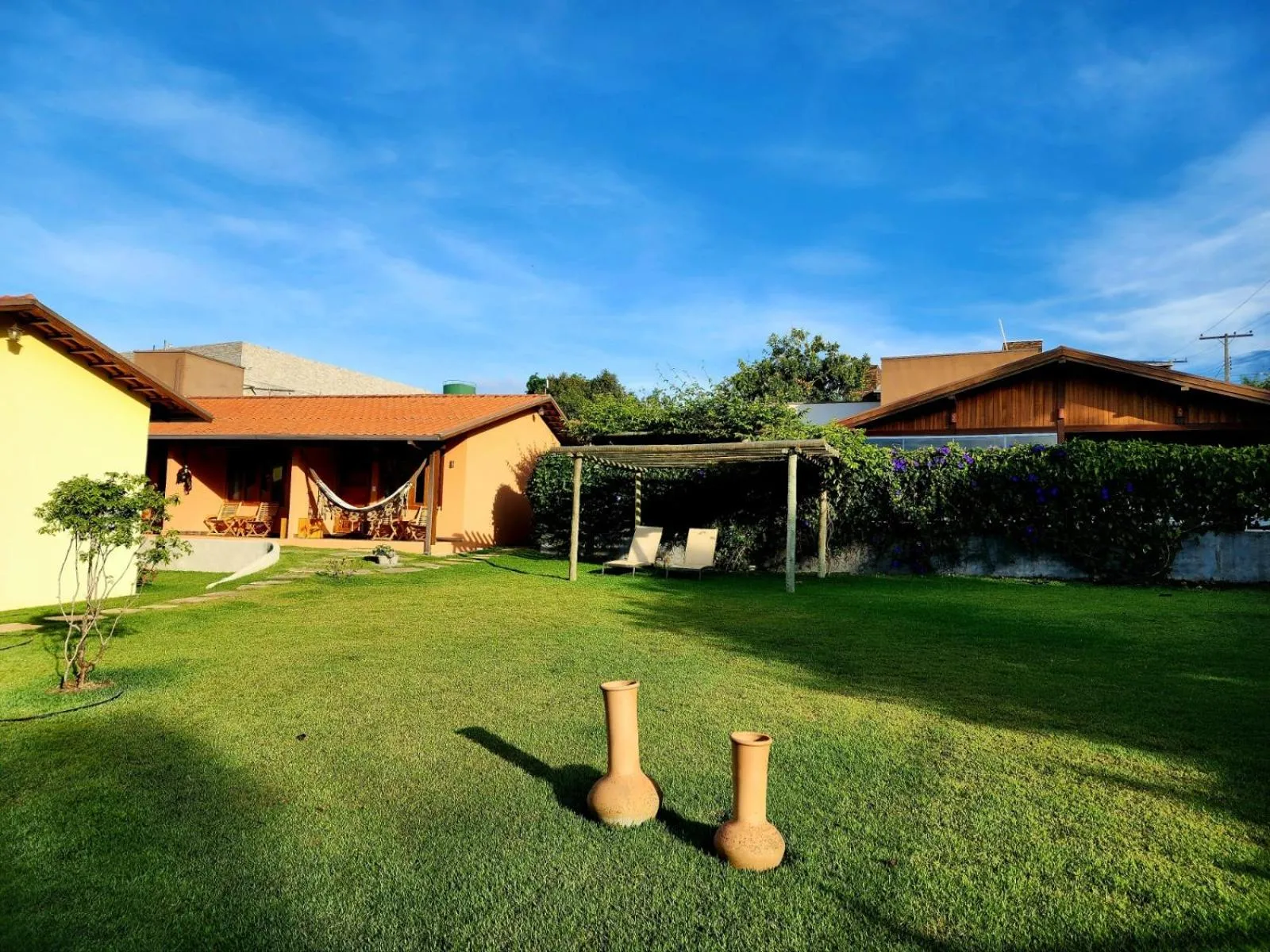 Property building in Pousada Camarás