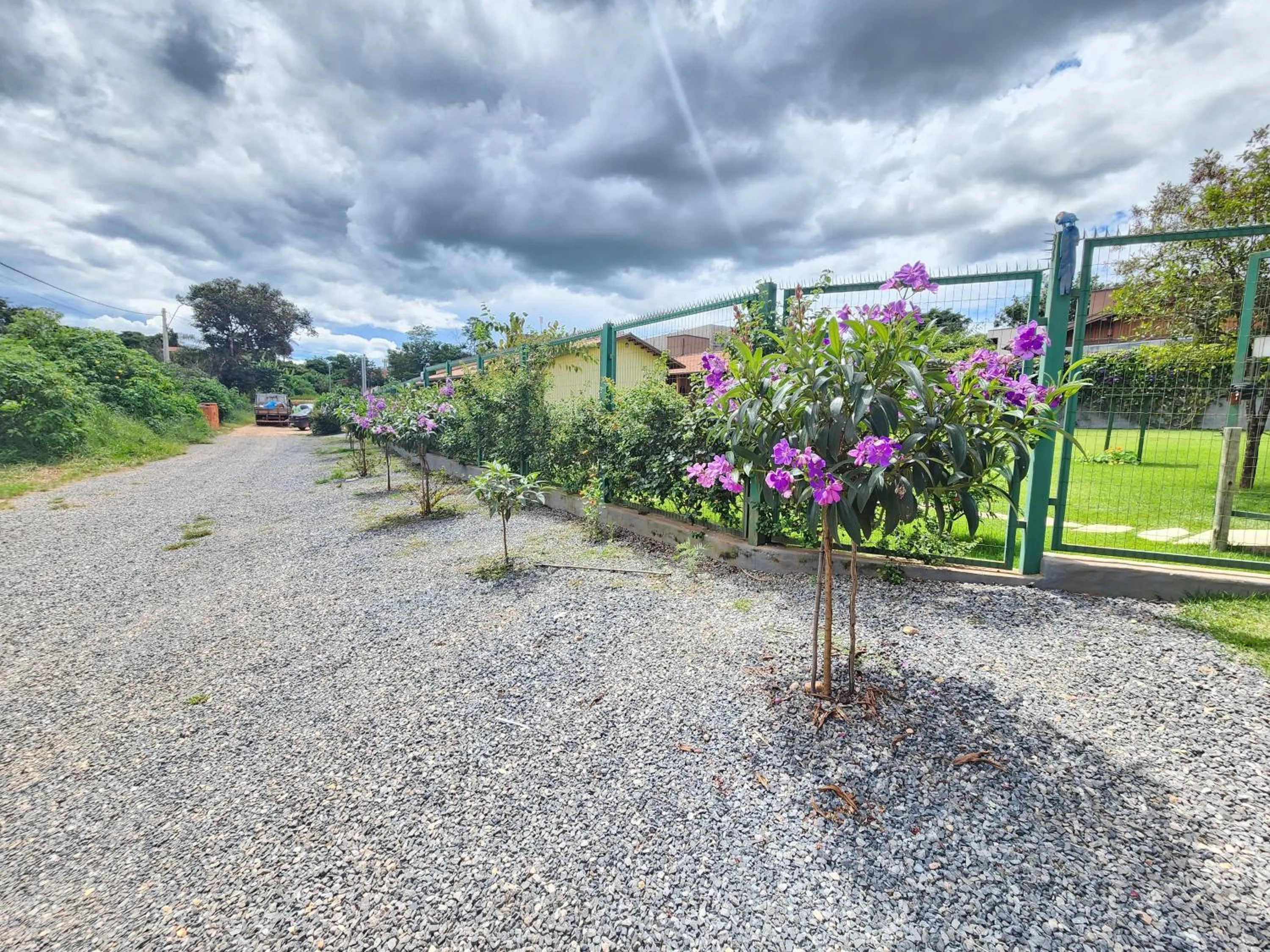 Parking in Pousada Camarás