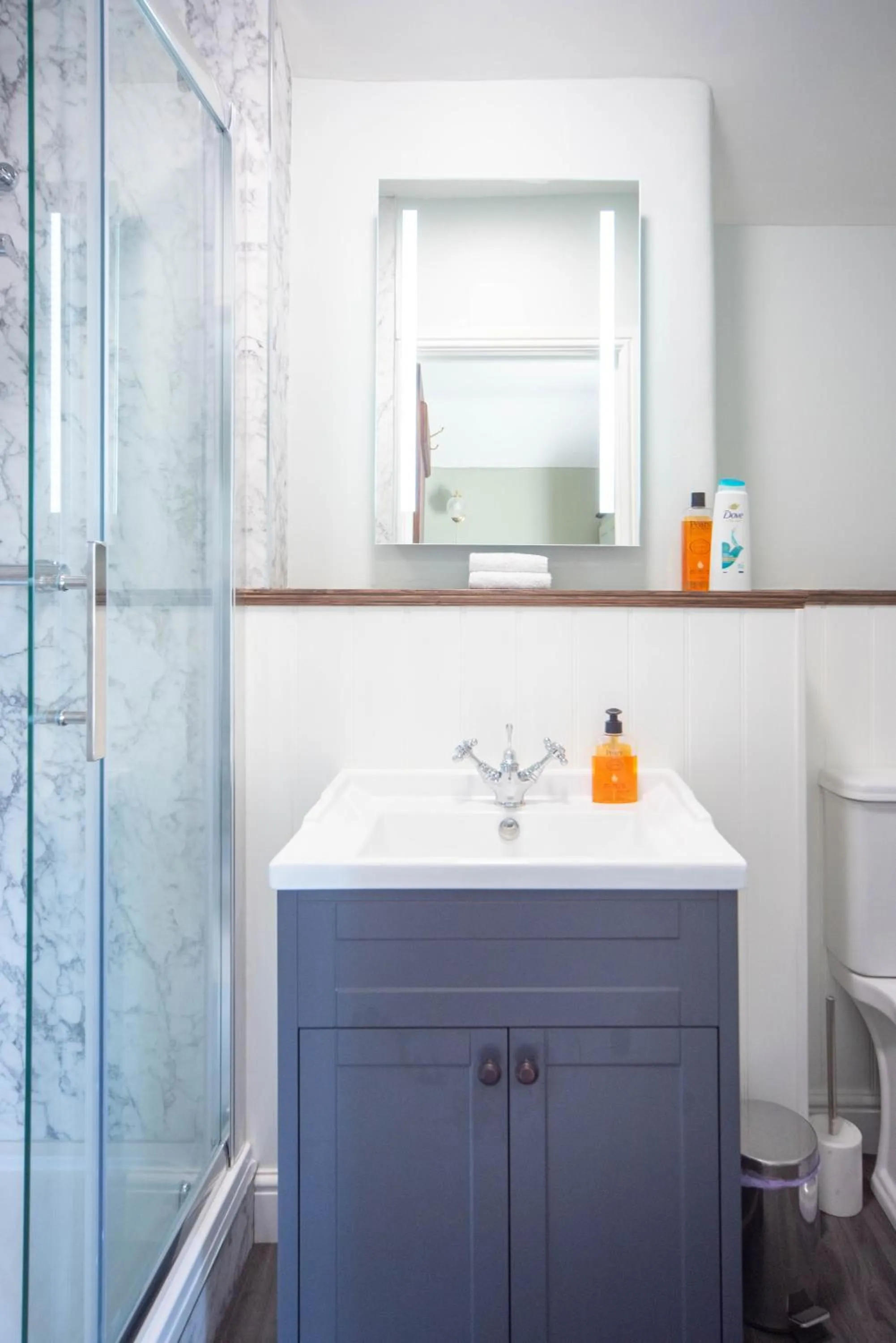 Bathroom in Lower House B&B and Cottages, Adforton