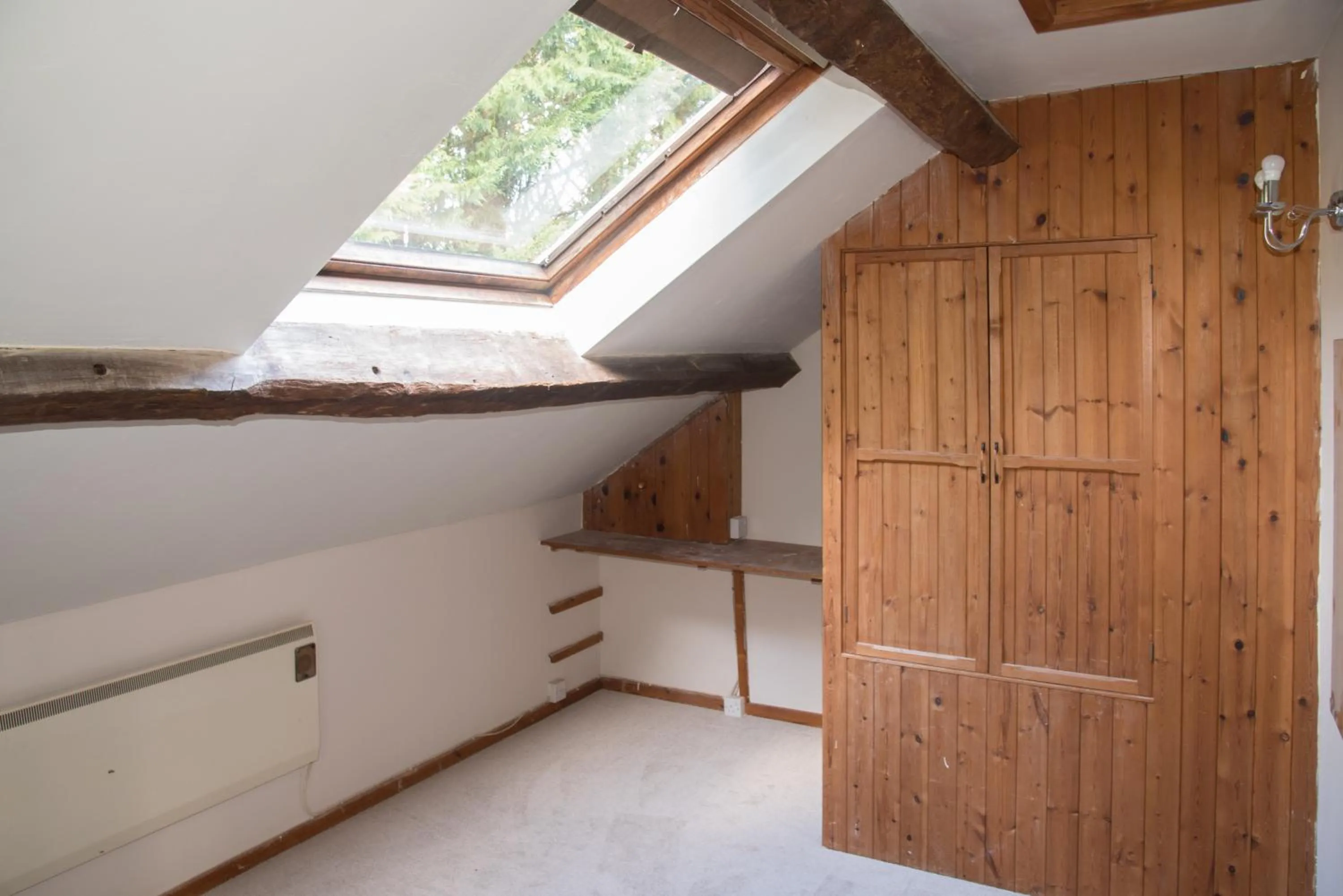 wardrobe in Lower House B&B and Cottages, Adforton