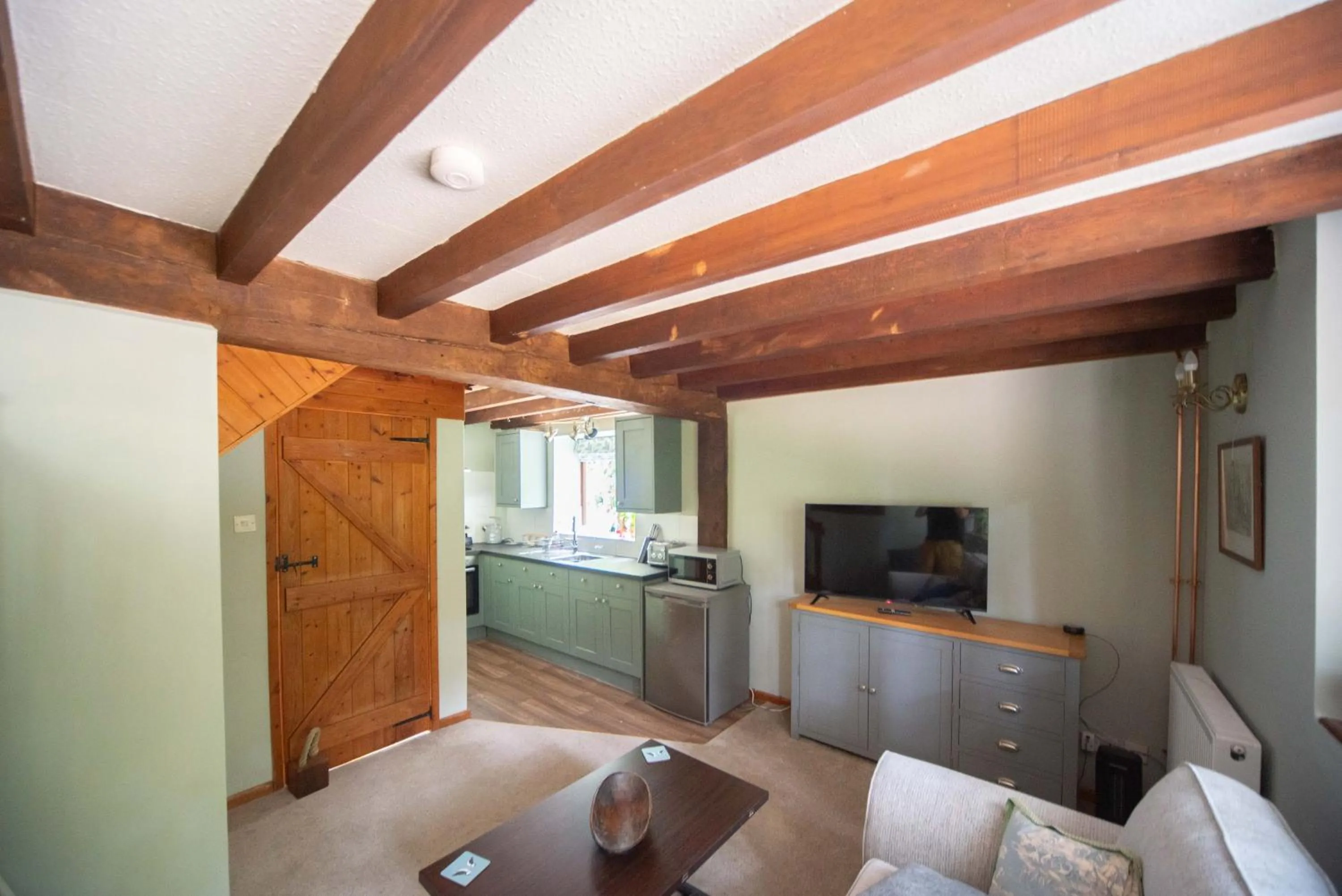 TV and multimedia in Lower House B&B and Cottages, Adforton