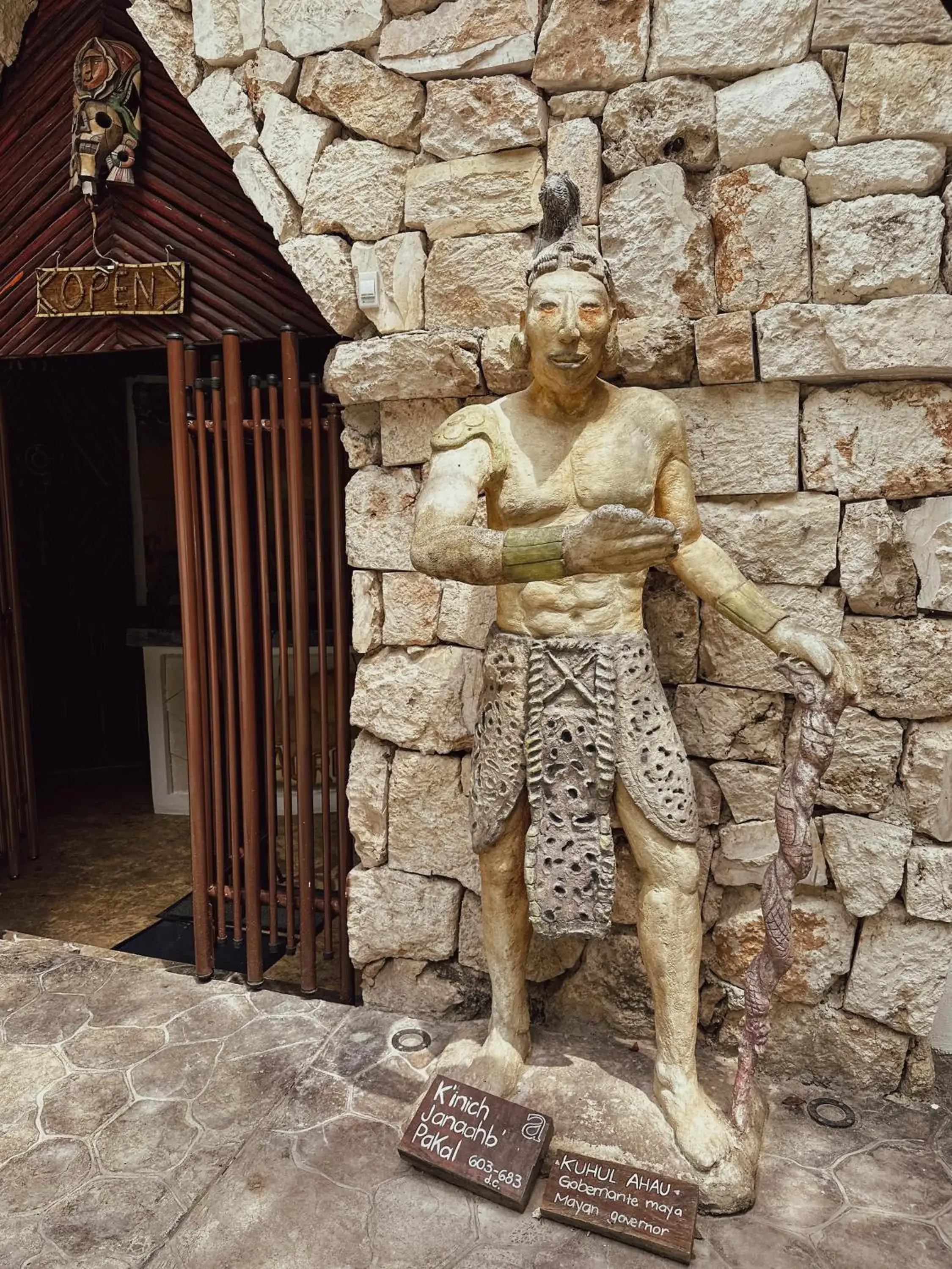 Facade/entrance in Aurea Bacalar Facade/entrance in Aurea Bacalar