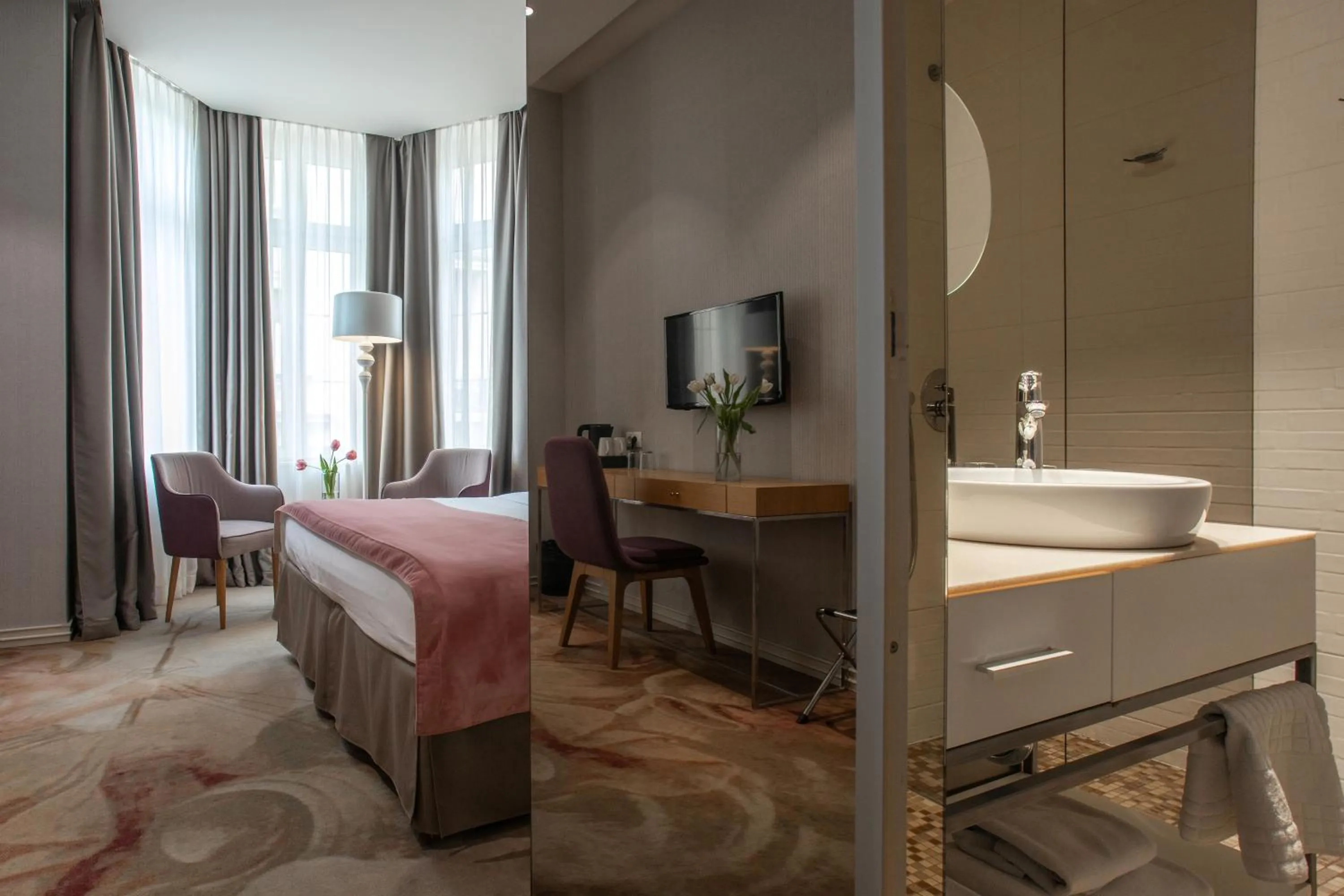 Bed in Jump INN Hotel Belgrade