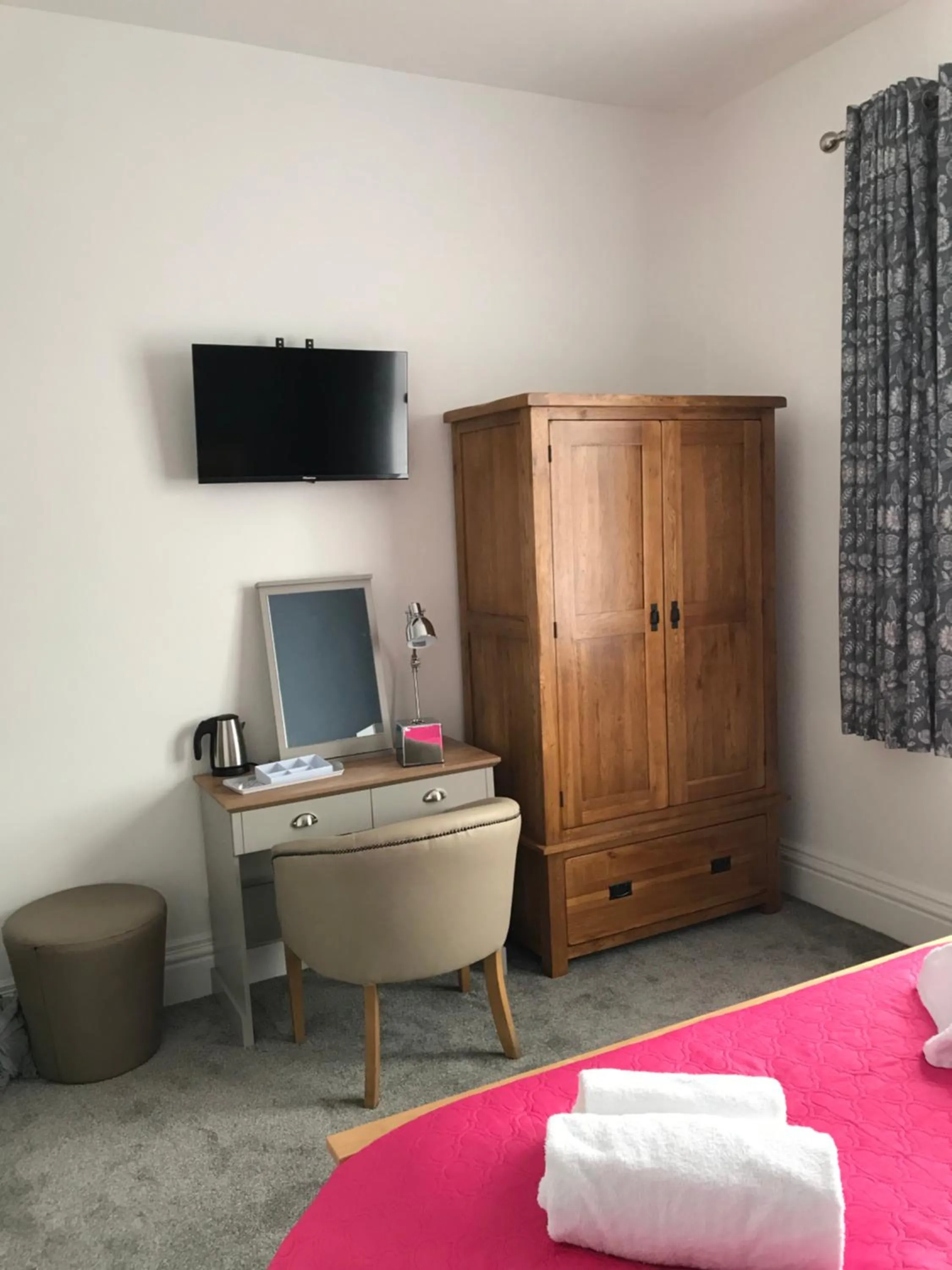 Bed in The queens head